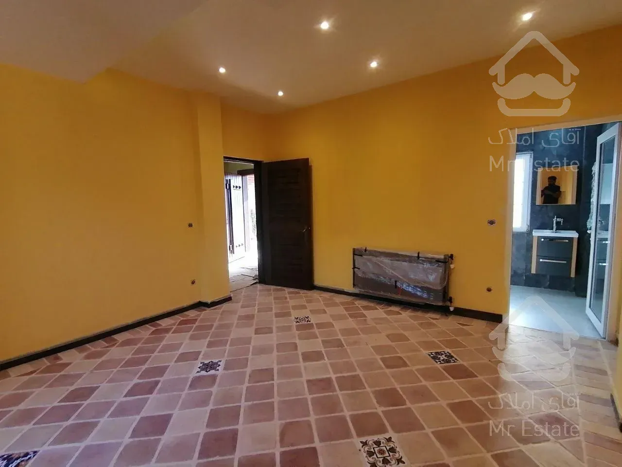 ویلا آجری سبک خاص استخردار