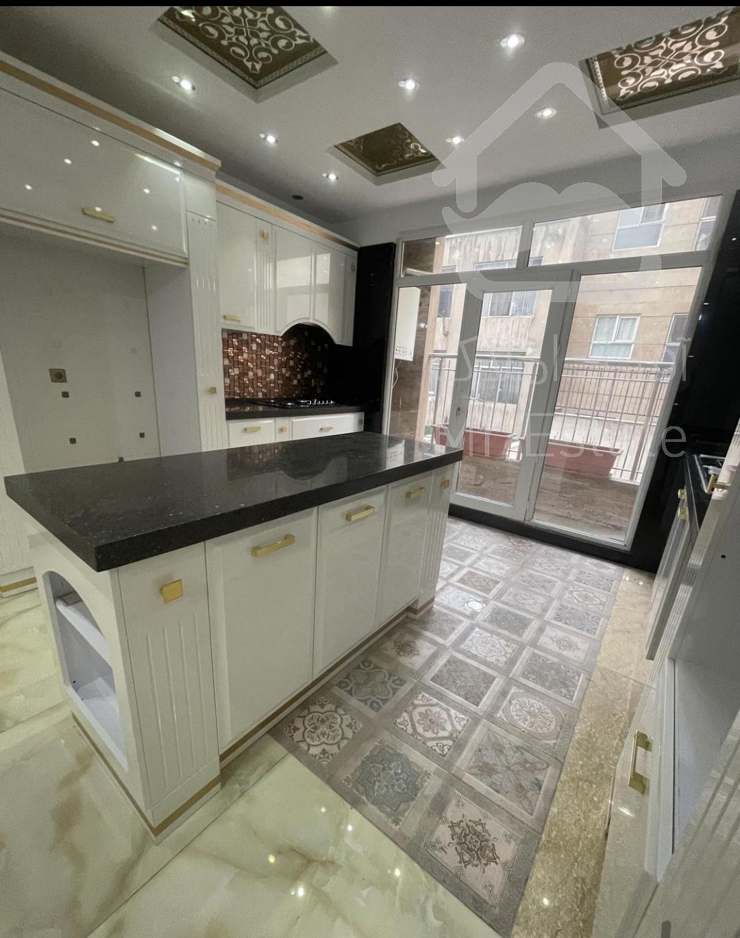 فروش واحد ۸۰ متری ۲ خواب، پونک