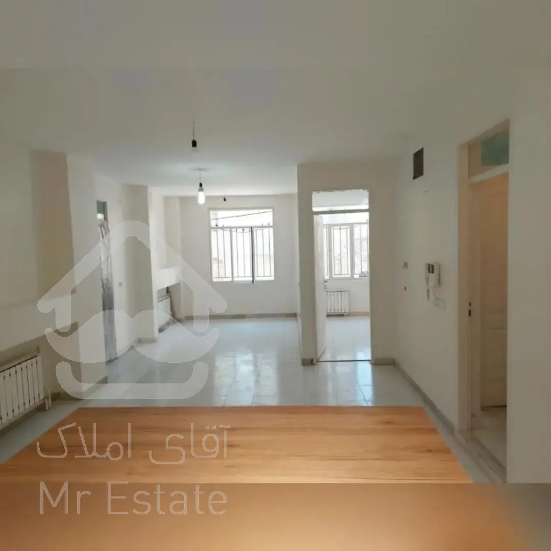 ۴۵ متر یک خواب دارای اسانسور