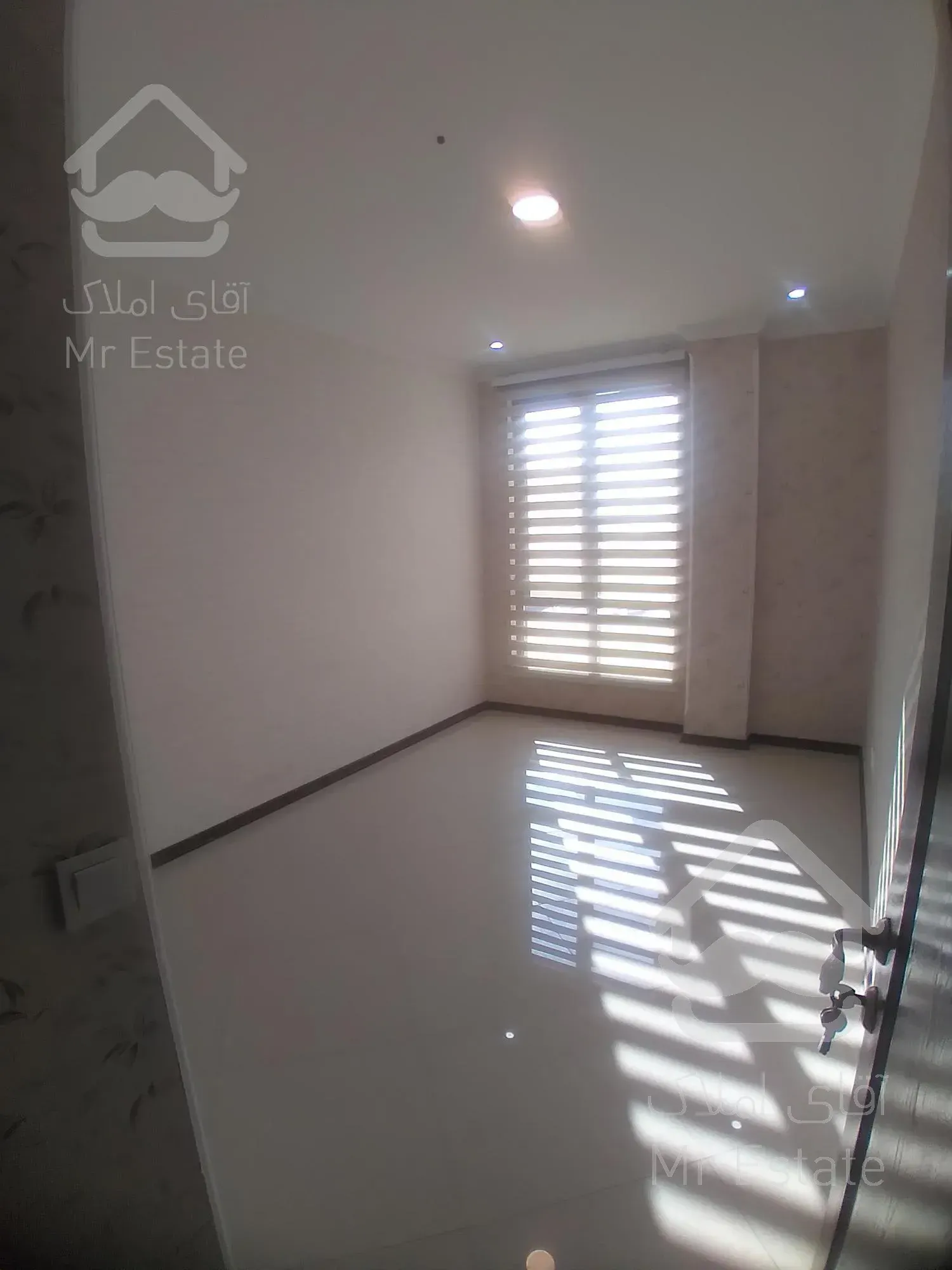 ۱۵۰ متر موقعیت اداری