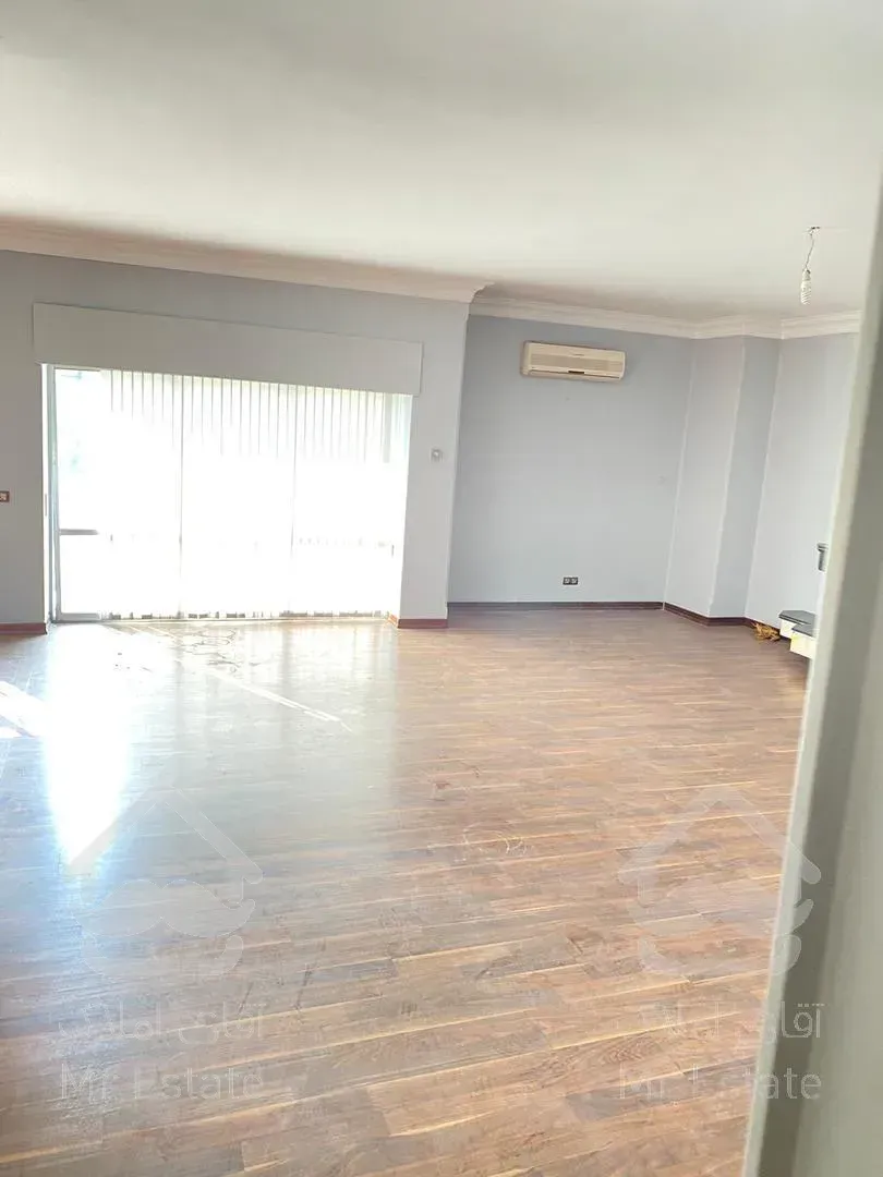 فروش آپارتمان شهرک غرب ۲۱۲متری  بهترین لوکیشن منطقه بهترین برجهای منطقه