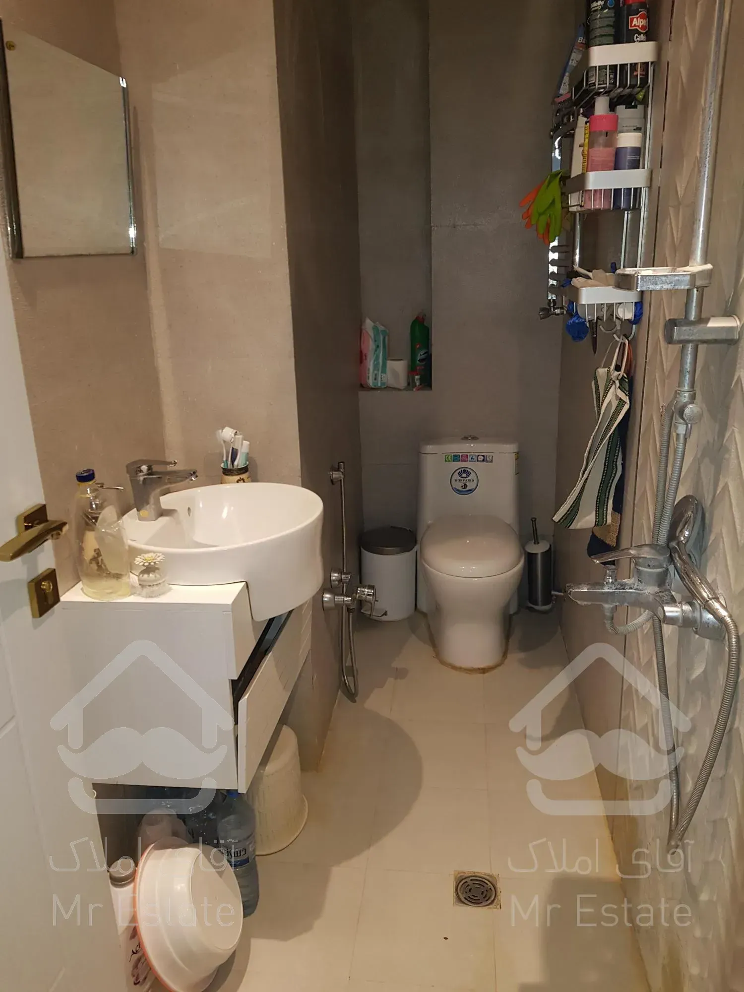 ۱۱۴ متر قائم مقام گلریز