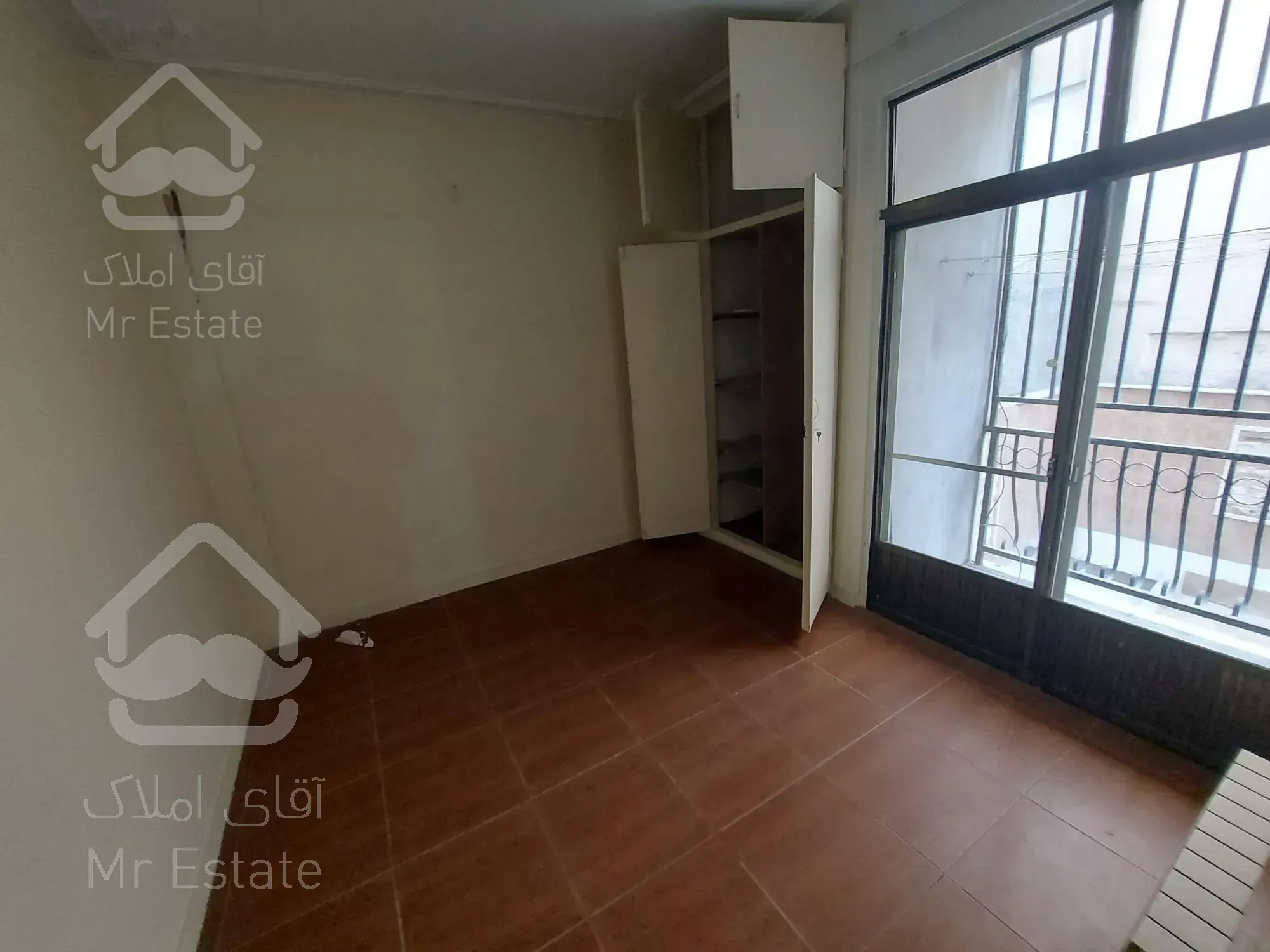 فروش آپارتمان ۱۰۳متر ۳خواب ایرانشهر مفتح جنوبی