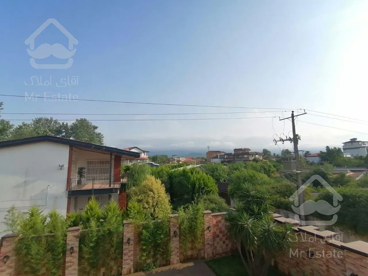 ویلا آجری سبک خاص استخردار