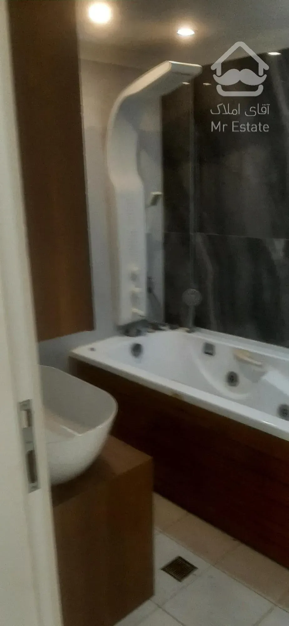 ۲۴متری ویو ابدی ۱۹۰ متر فول بازسازی