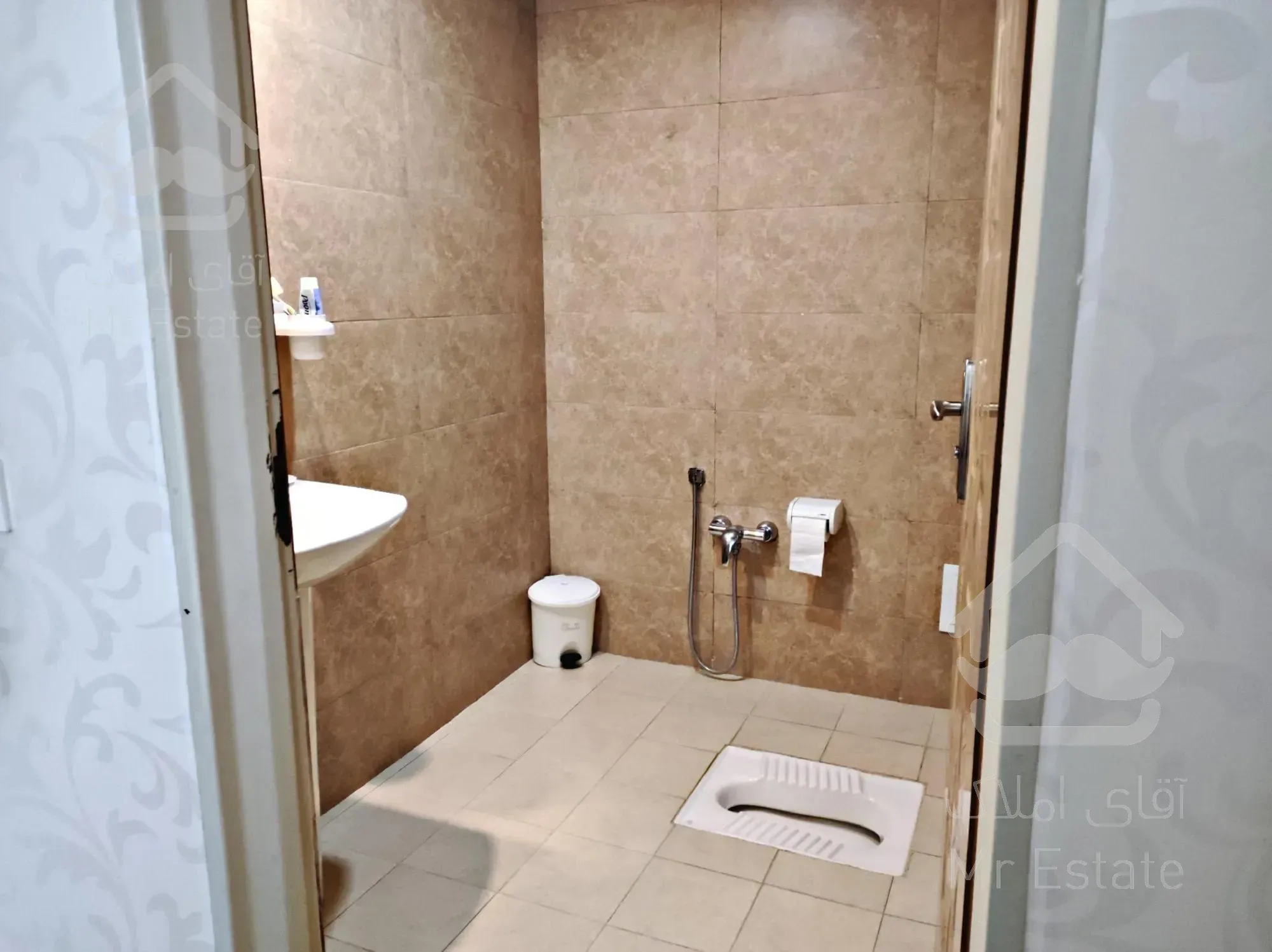 رهن و اجاره واحد 100 متری در چیتگر