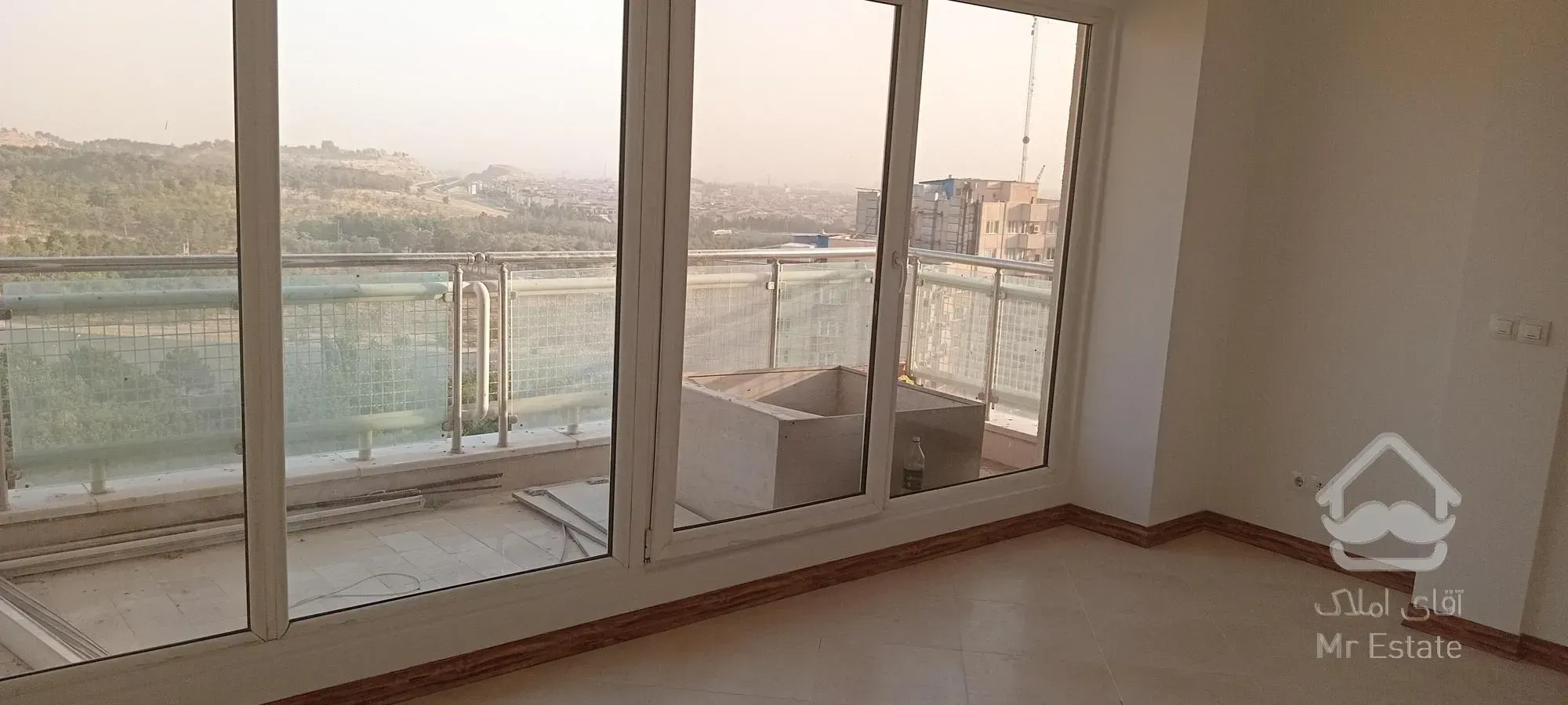 ۲۳۵ متر / ۴خواب/ دریاچه/مجلل و شیک