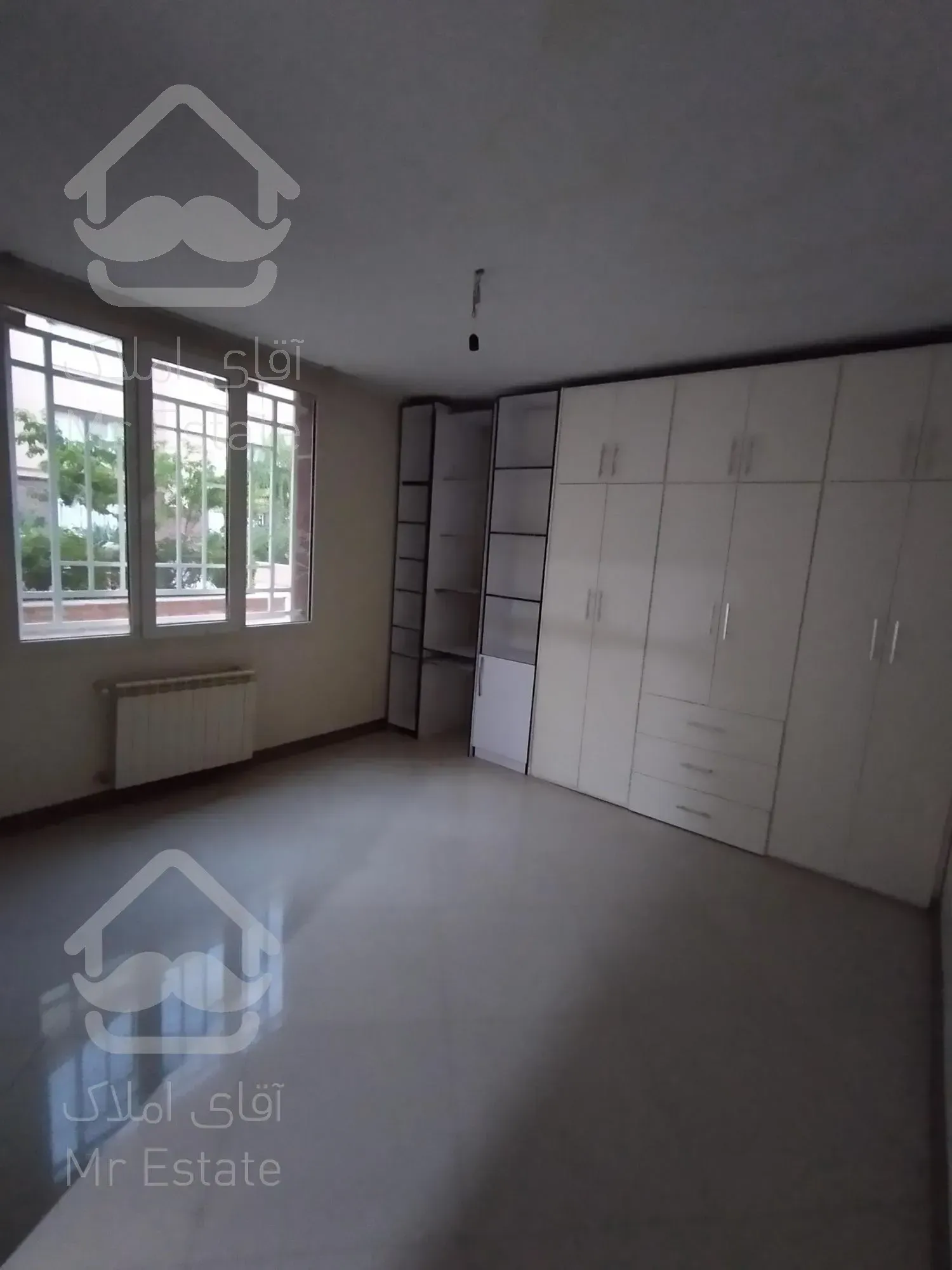 ۱۵۰ متر/۲خواب/دو قدمی دریاچه