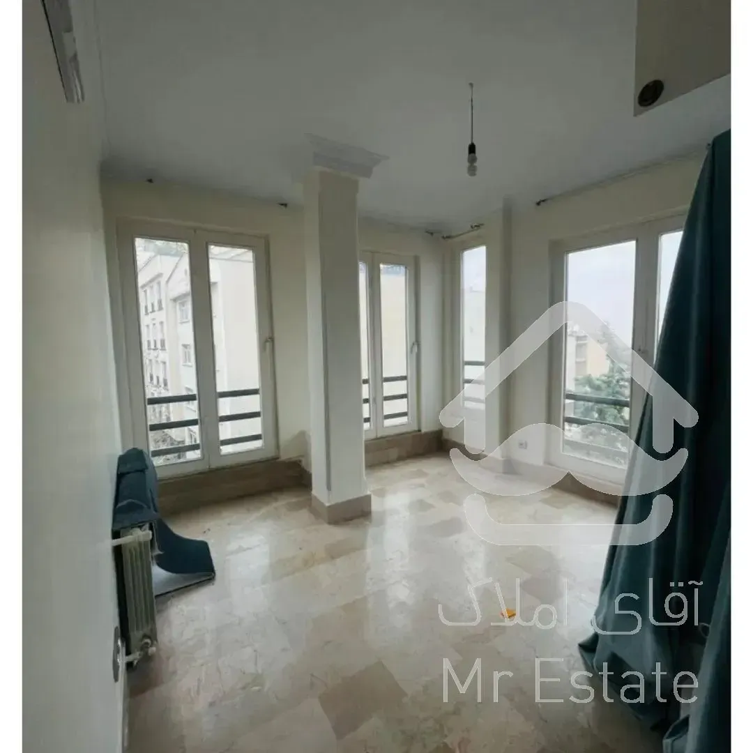 آپارتمان ۱۲۰ متری ویوی دریاچه مناسب سرمایه گذاری اقساطی امکان تهاتر