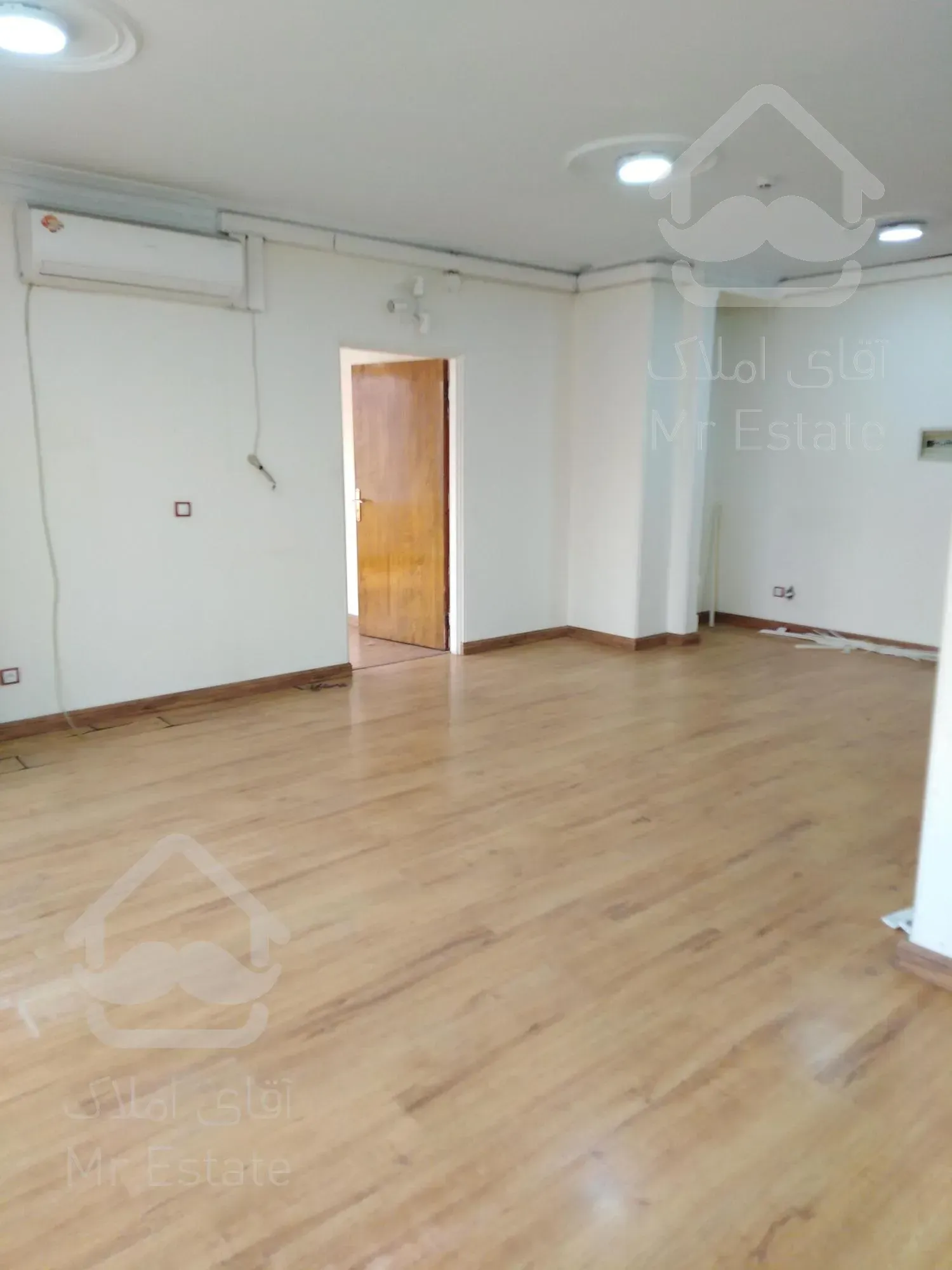 سند اداری 75 متر میدان محسنی