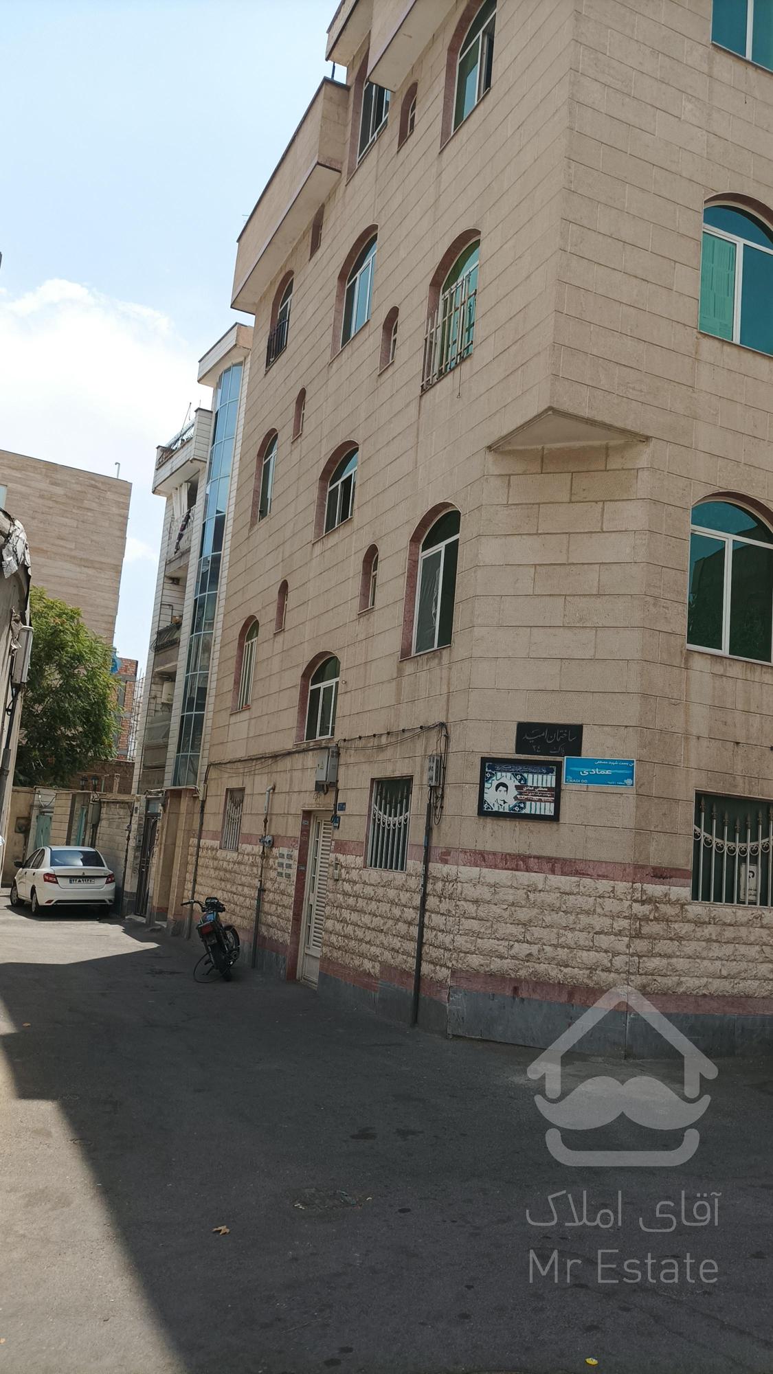 ۴۶ متر یک خواب میدان بریانک