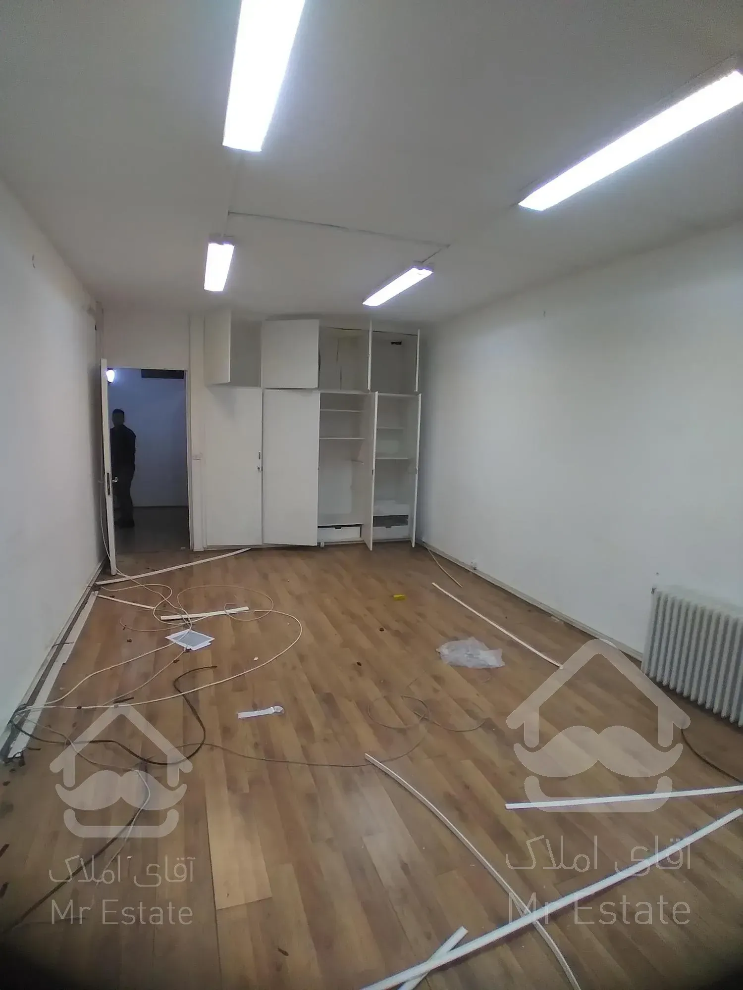 ۴۰۰ متر زیربنا  ویلایی