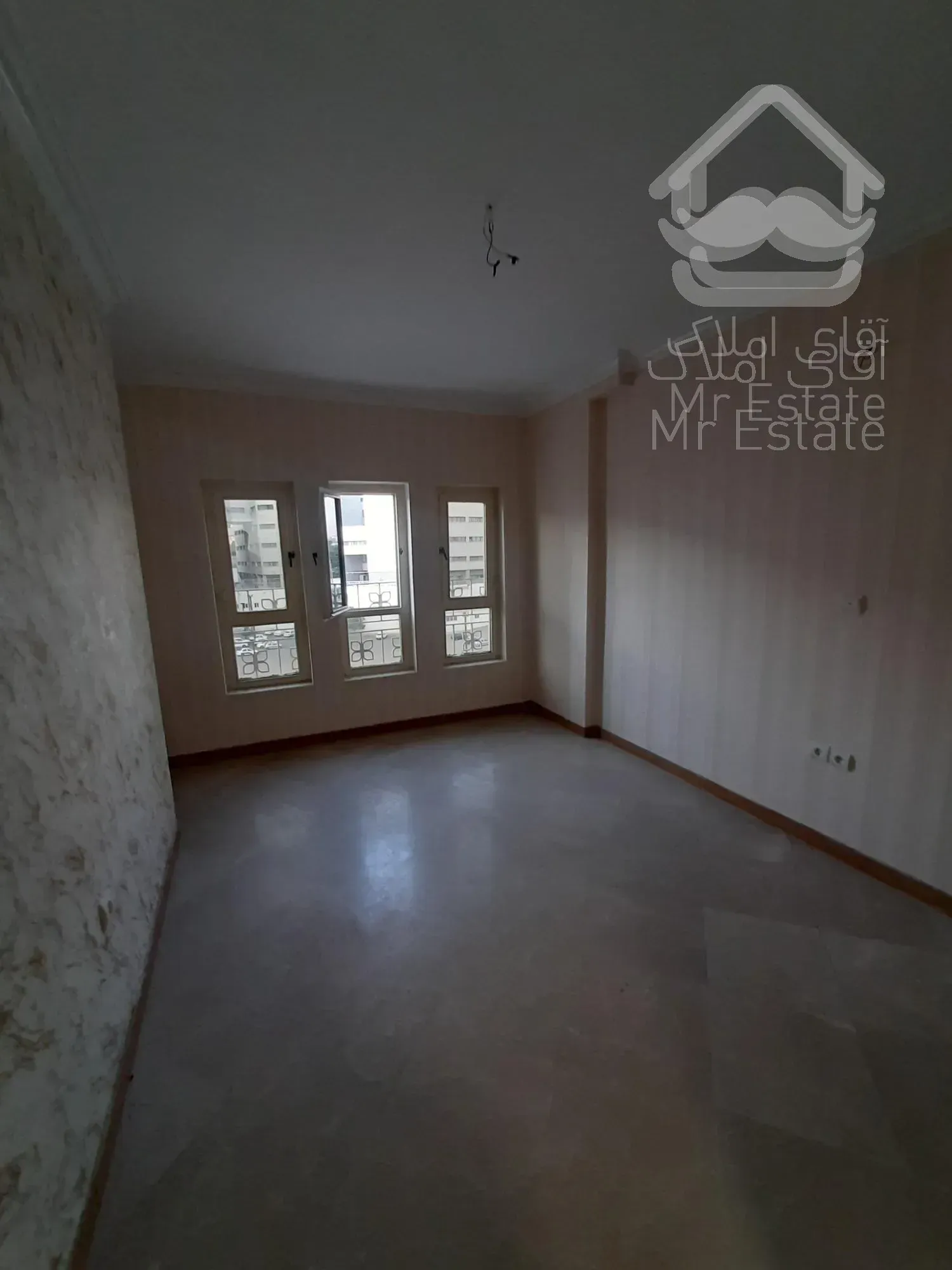 فروش ۷۵متری خطی رو به آفتاب  همیلا