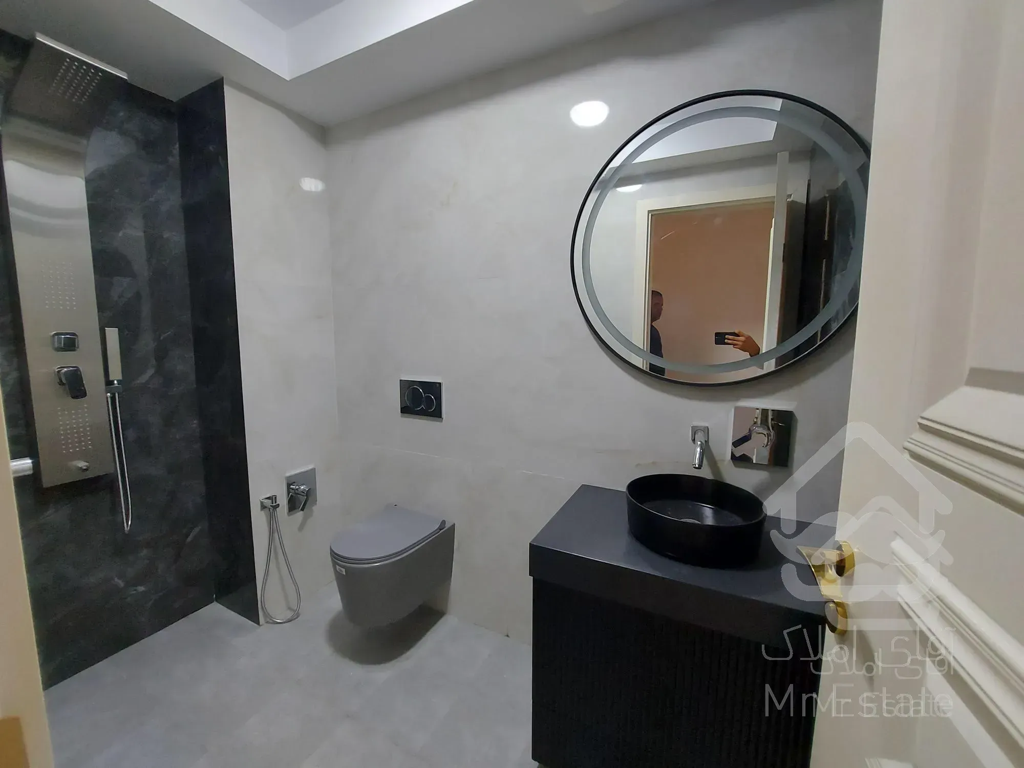 فروش آپارتمان مسکونی بهارشمالی شریعتی ۱۵۰متر نوساز تکواحد