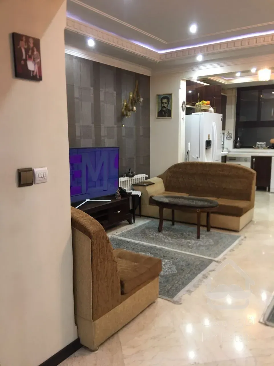 فروش آپارتمان ۷۵متری بسیار خوش نور نقشه سازمان برنامه زیر قیمت