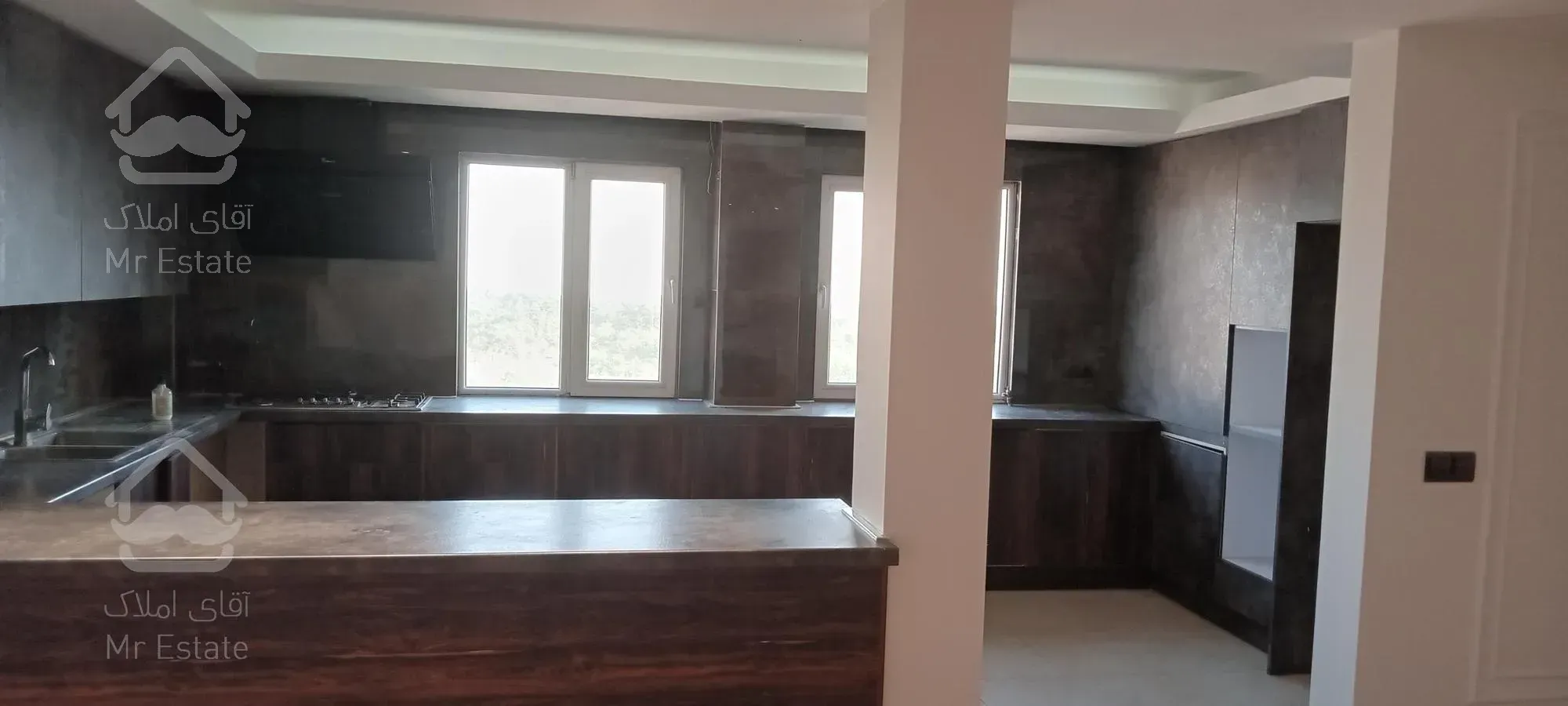 ۲۳۵ متر / ۴خواب/ دریاچه/مجلل و شیک