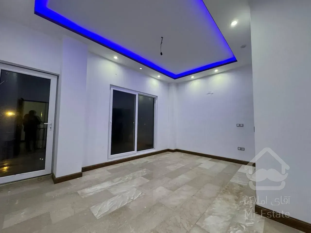 فروش و تهاتر ویلا لوکس شهرک برند ولوکس ونوش