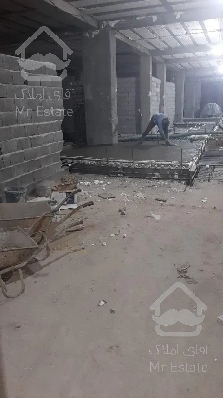 اردستانی/۱۰۰متر/تهاتر با طلا و خودرو/تحویل ۴۰۴/روف گاردن/سند تک برگ