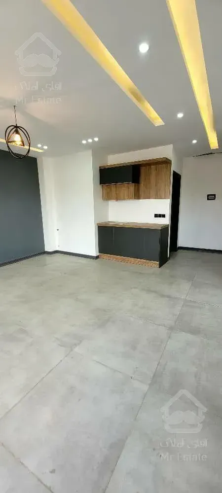 ویلا تریبلکس مدرن استخردار با تمامی امکانات در منطقه ای دنج