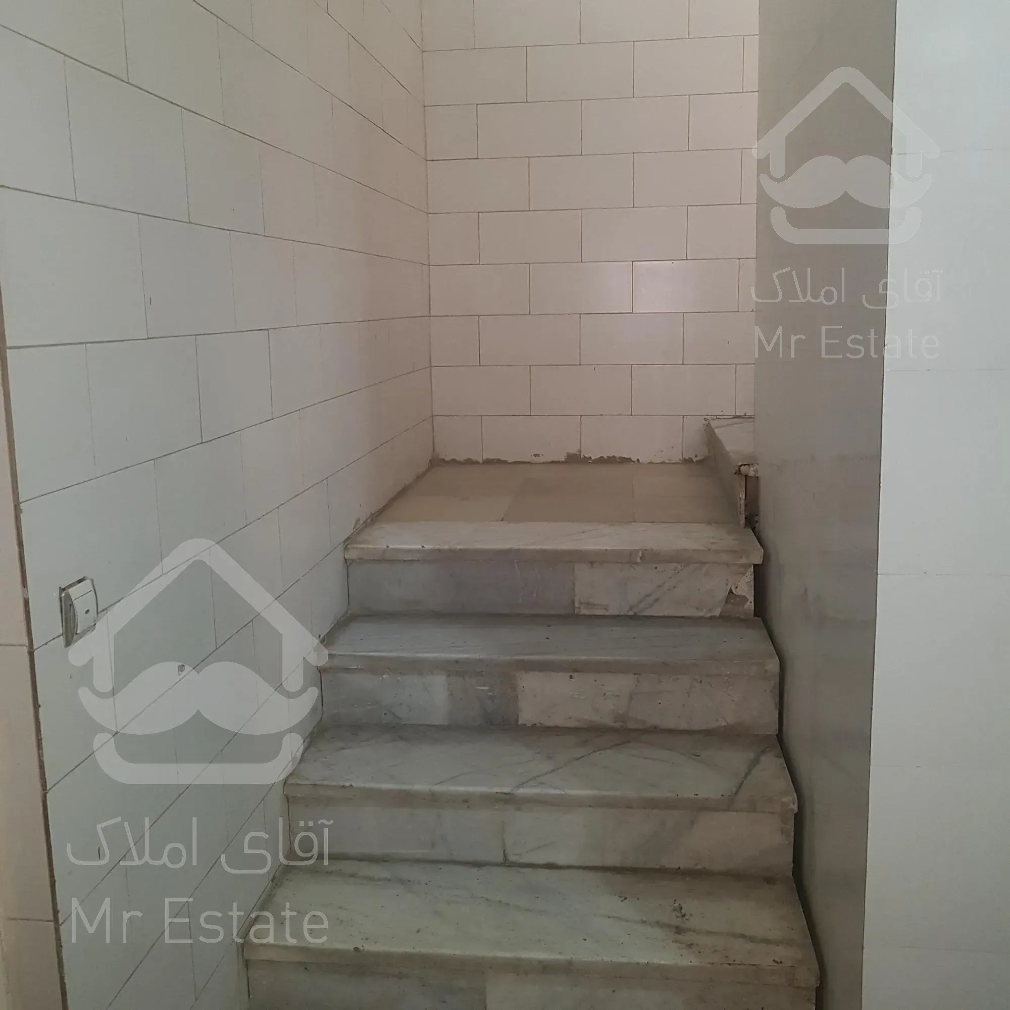 ۷۰مترسنداربهترین لوکیشن گلشهر