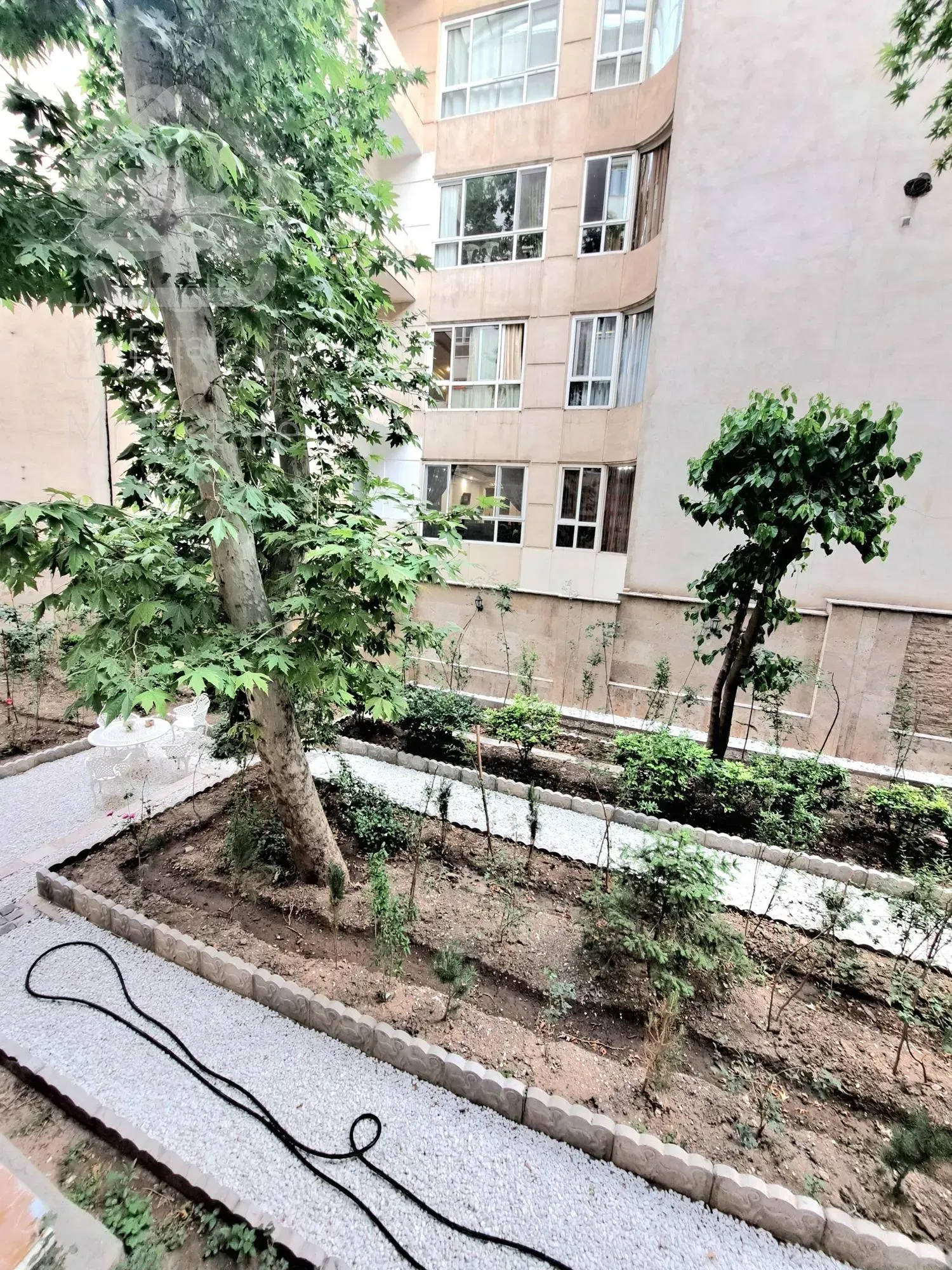 دوخواب باغ فردوس