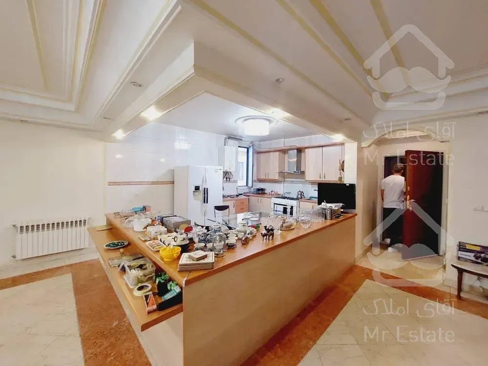 شهرک غرب توحید ها ۲۴۴متر بر9