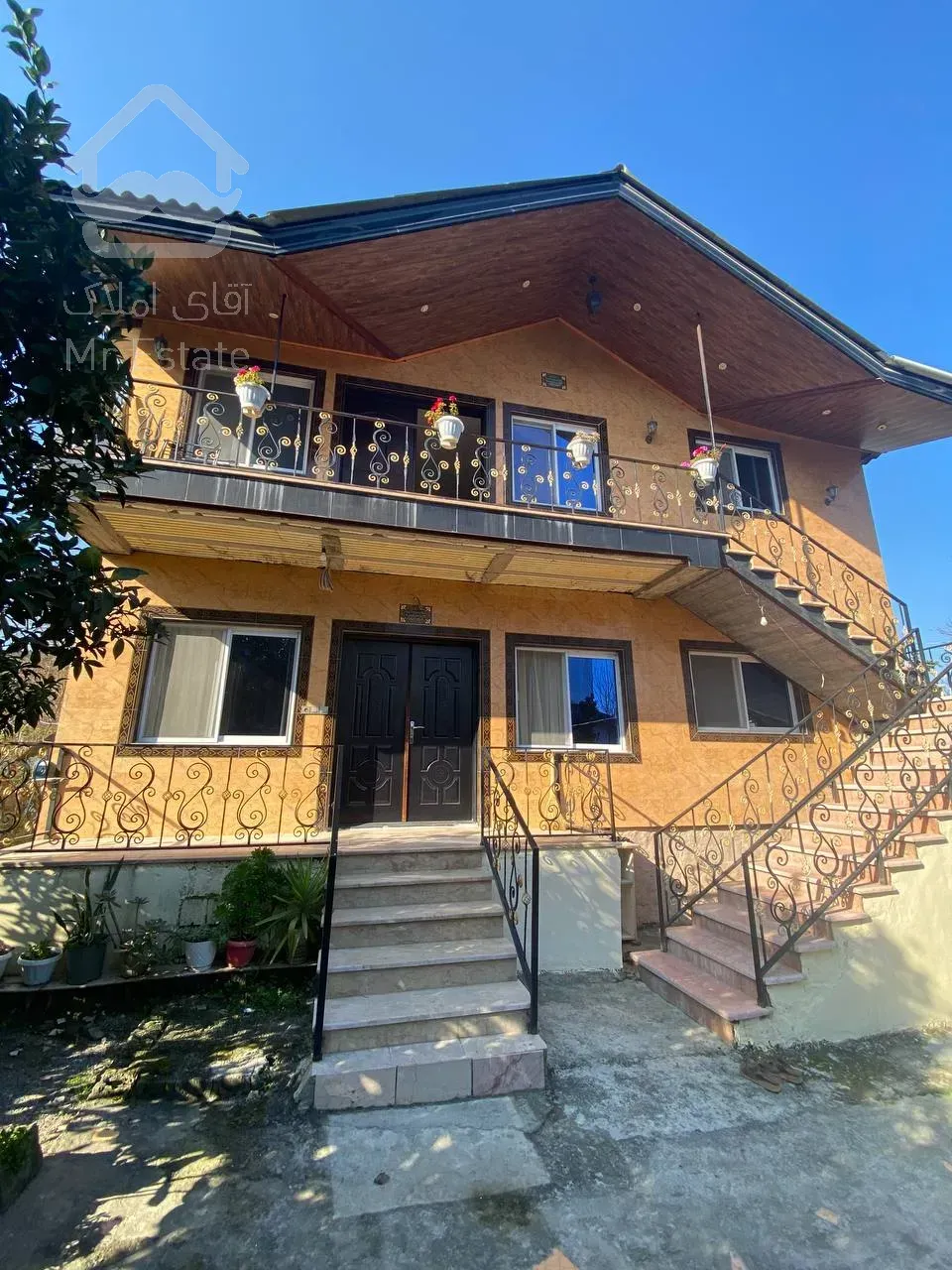 رهن و اجاره واحد ۱۶۰متری کمربندی ونوش