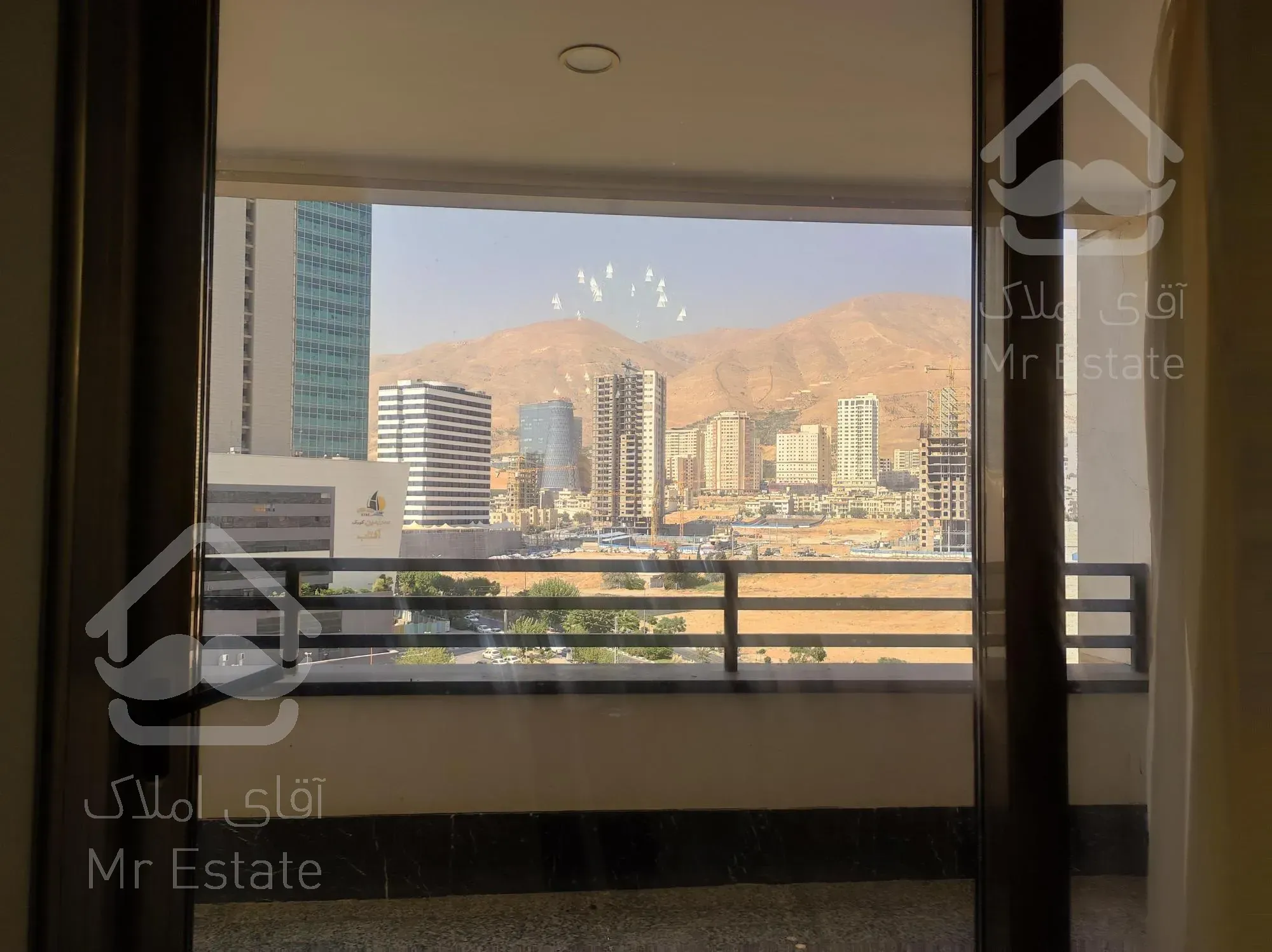 رهن و اجاره واحد ۱۵۰ متری ۳ خوابه در چیتگر