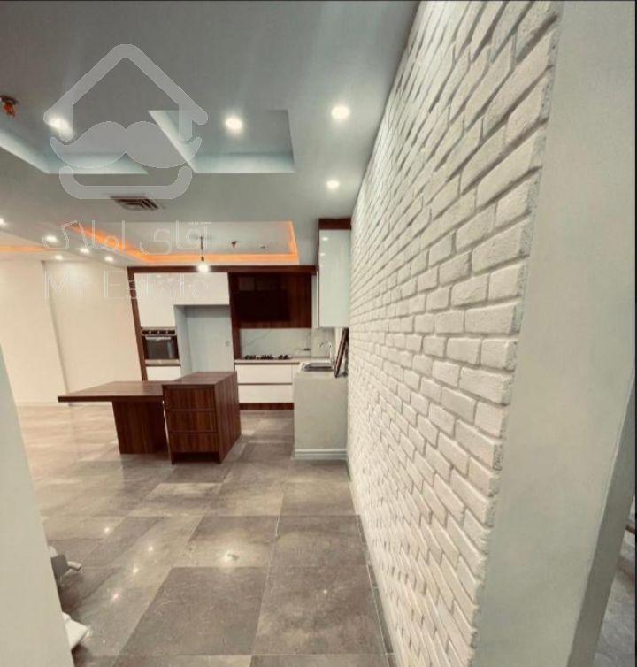 ۸۵متر روبه افتاب