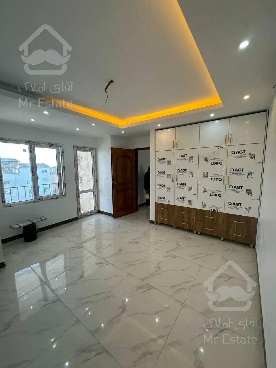 آپارتمان 3خوابه لوکس با موقعیت بی نظیر