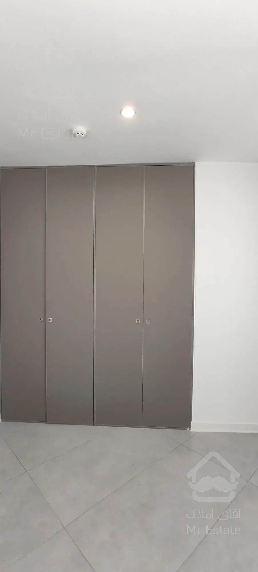 ۱۴۰متر ۳خوابه مدرنیته شده سعادت آباد