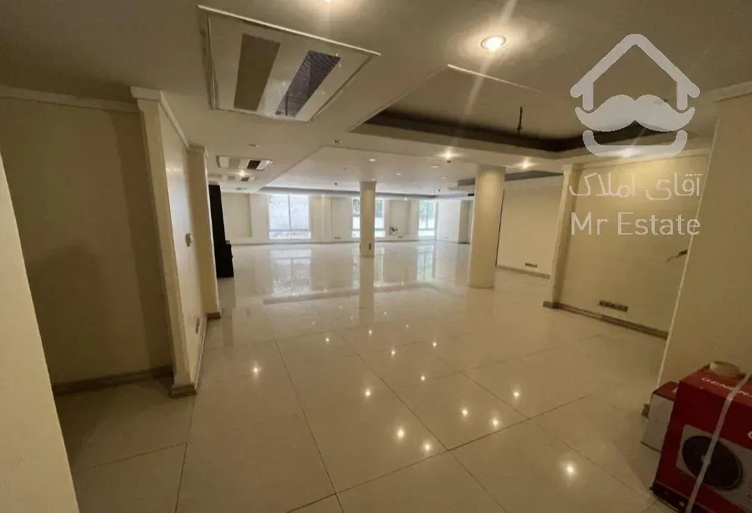 200 متر اداری سالن فلت در کامرانیه