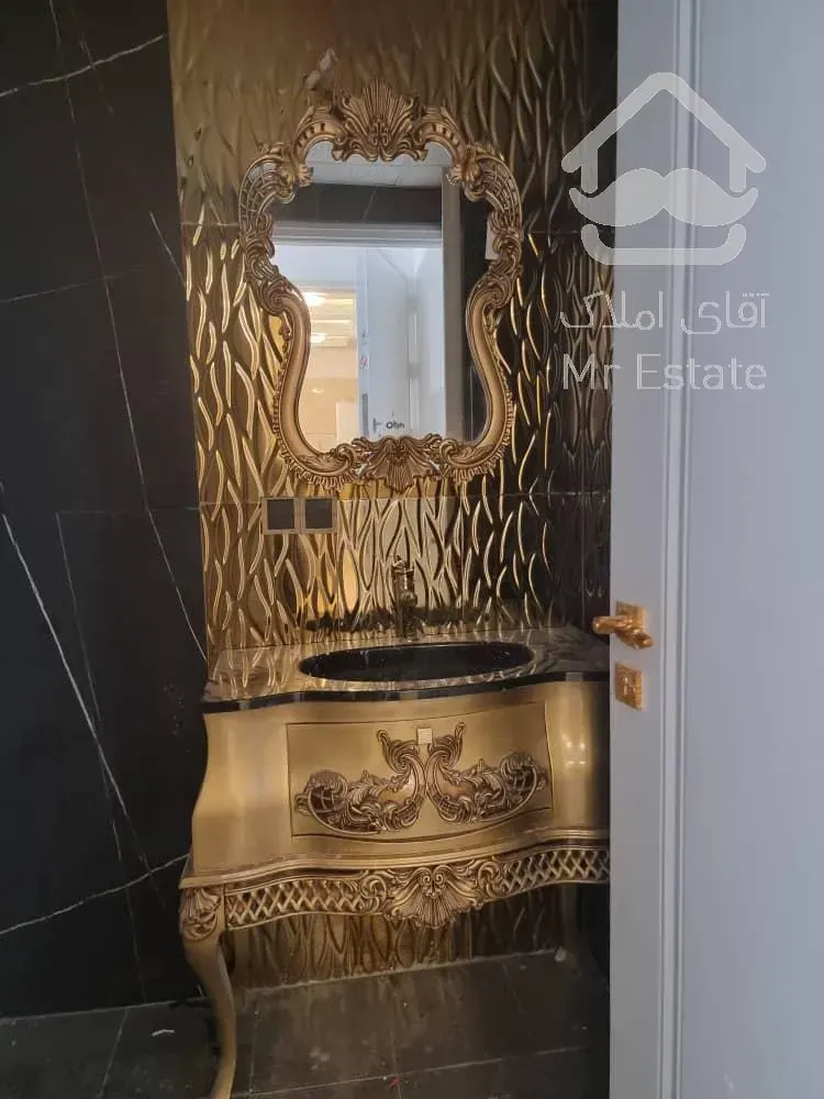 برج باغ لوکس ۱۷۲متر