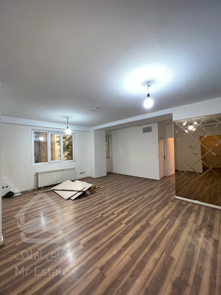 87متر 2خواب روبه آفتاب سالن پرده خور