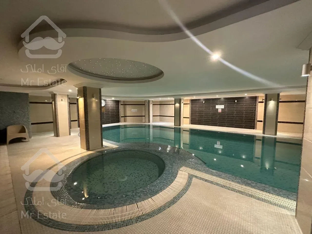 فروش واحد 240 متری در اندرزگو منطقه 1