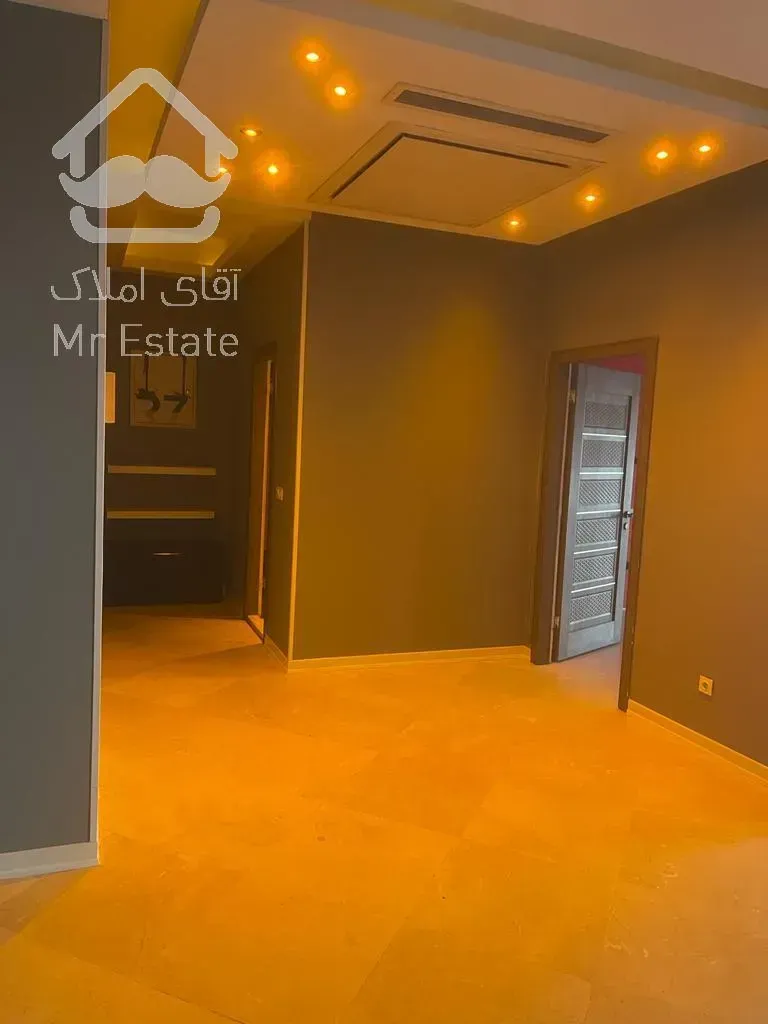 ۱۲۵ متر موقعیت اداری