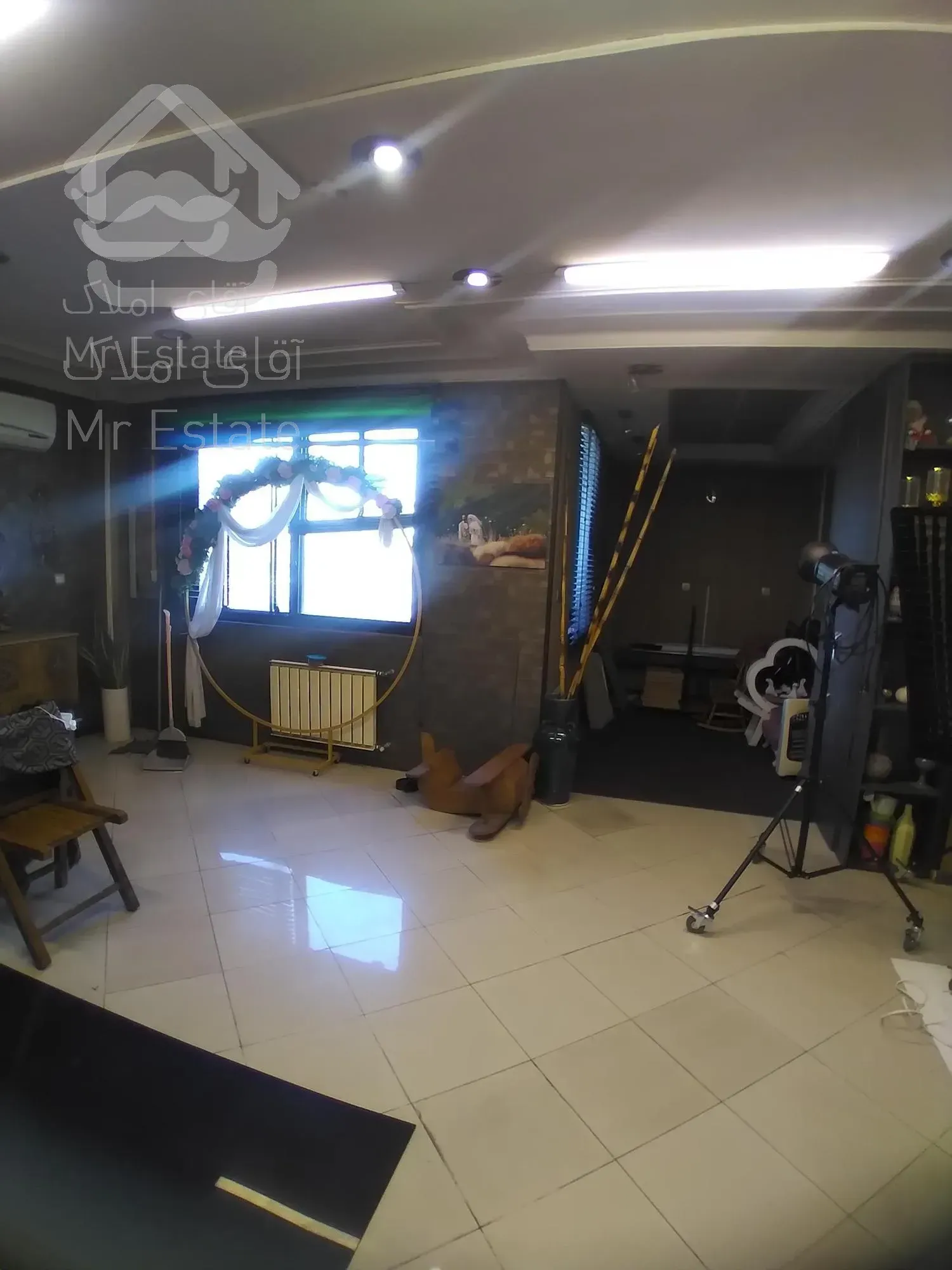 ۹۸ متر موقعیت اداری