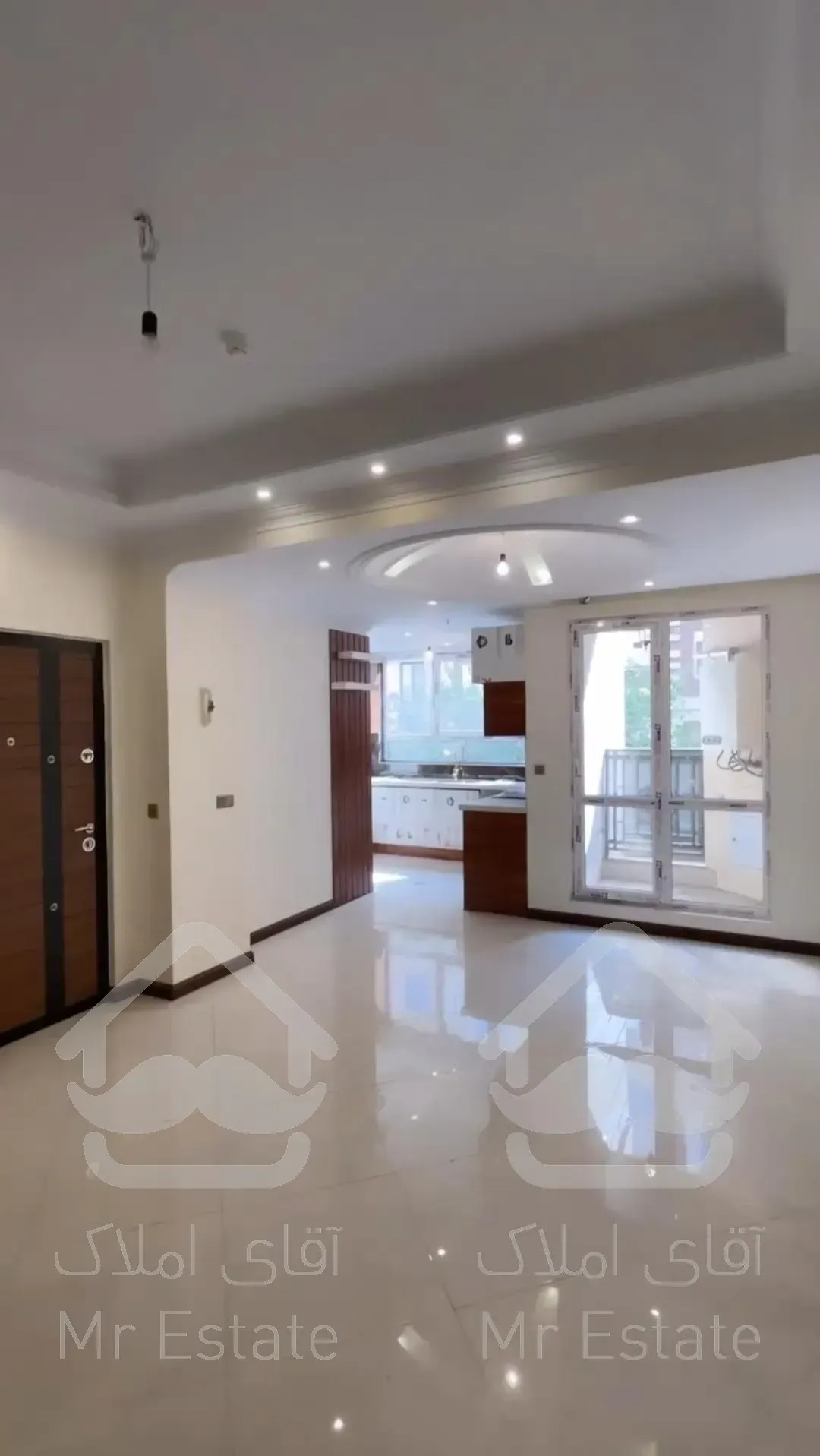 واحد ۸۰ متری اقساطی زیر قیمت دور دریاچه باملند