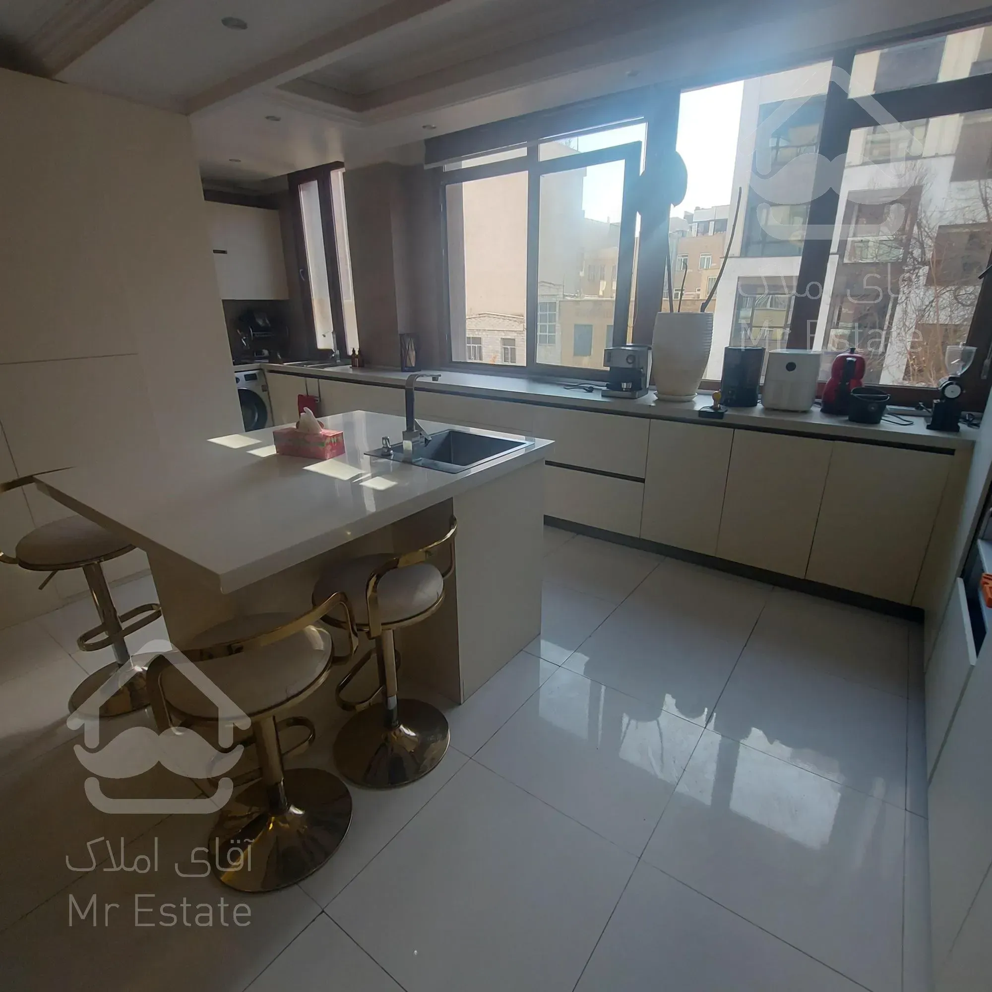 اجاره واحد ۱۳۷متری بهترین لوکیشن منطقه2