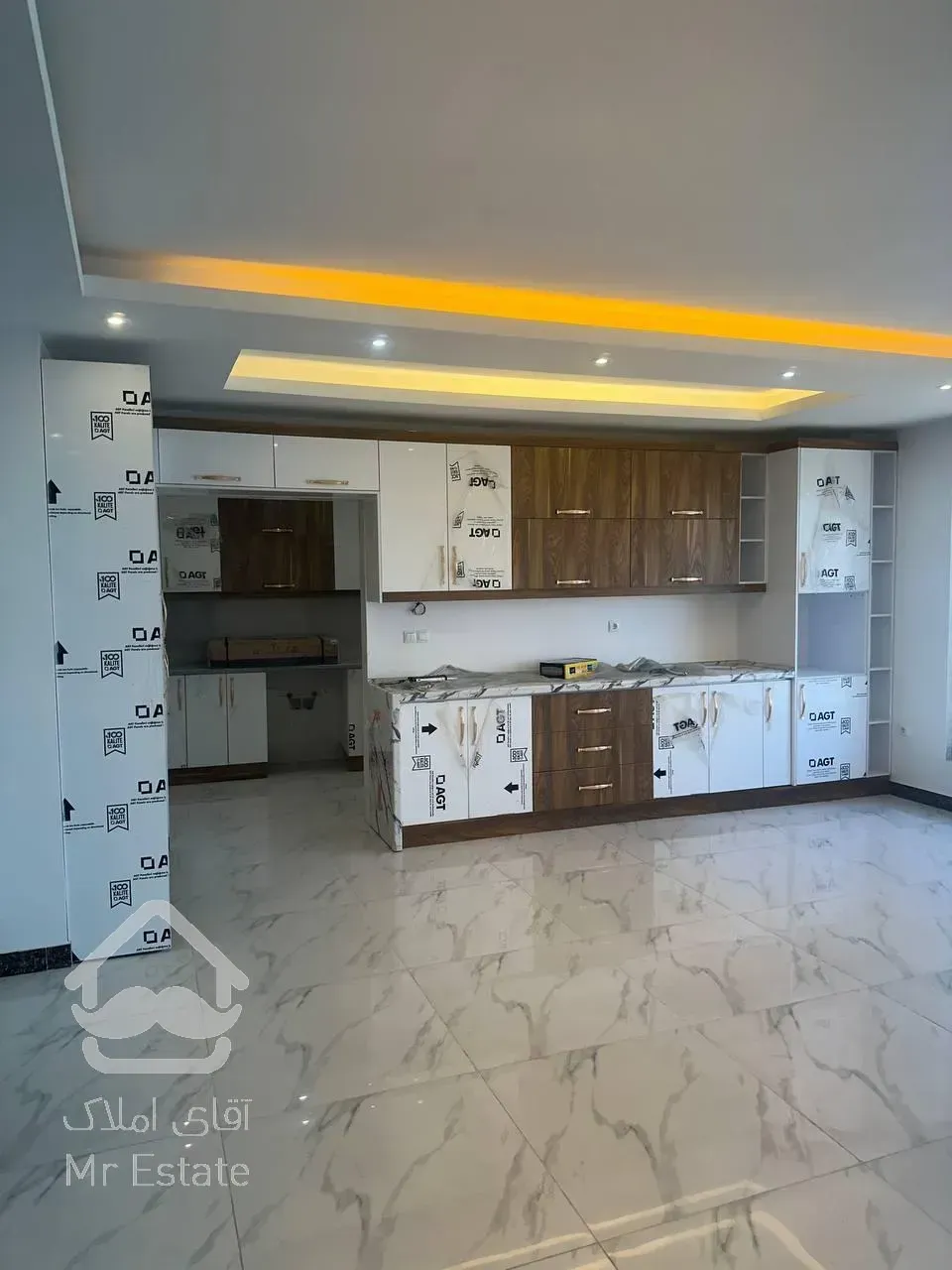 آپارتمان 3خوابه لوکس با موقعیت بی نظیر