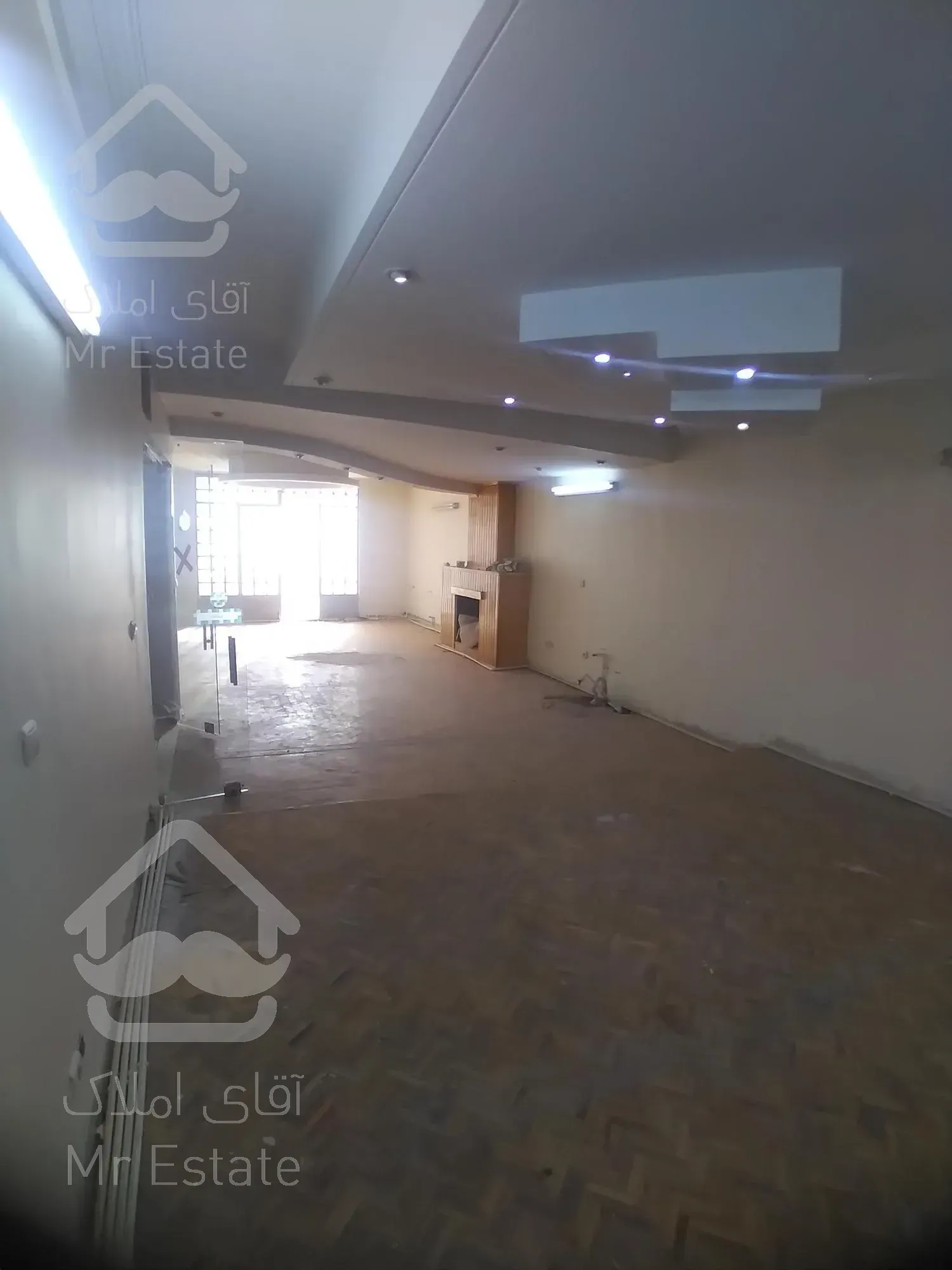 ۴۵۰ متر زیربنا ویلایی موقعیت اداری