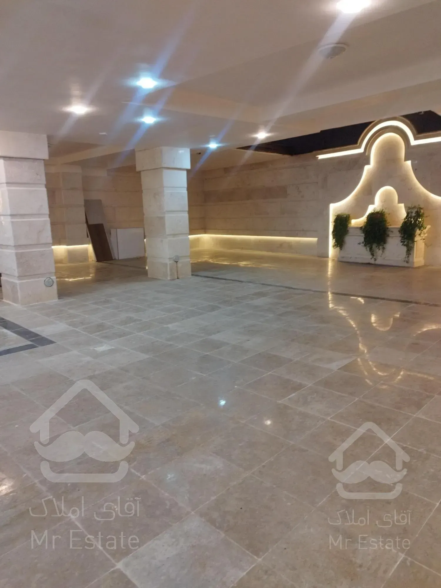 فروش آپارتمان۲۰۰ متری تک واحدی در شهر آبیک قزوین