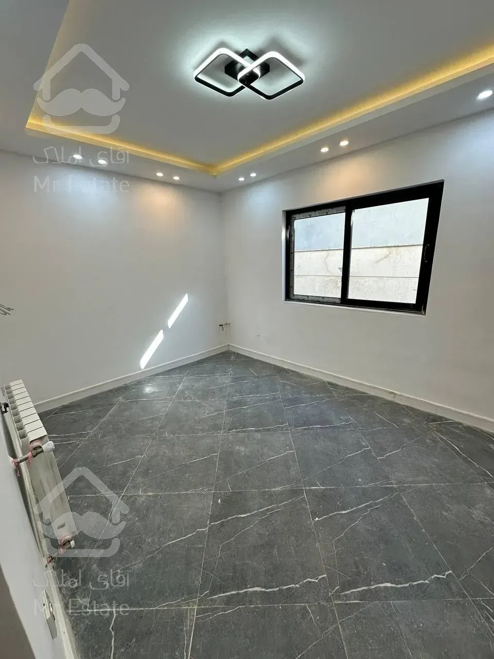 ویلا باغ فلت۳۱۰متری استخرداخلی خاص ولاکچری