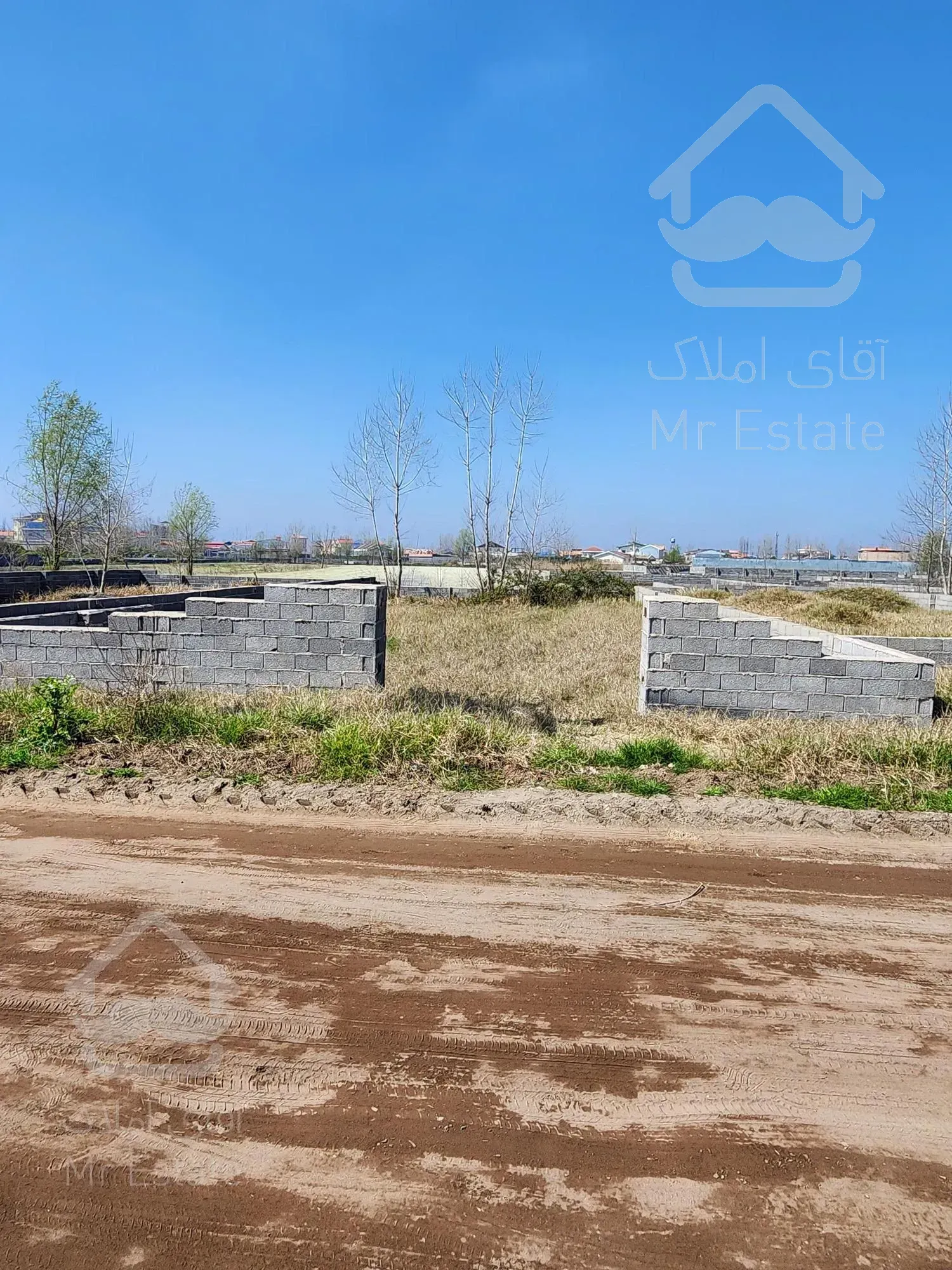 زمین ویلای ۲۶۰متری دیوارشده با ثبت سیماک لنگرود شهرچاف