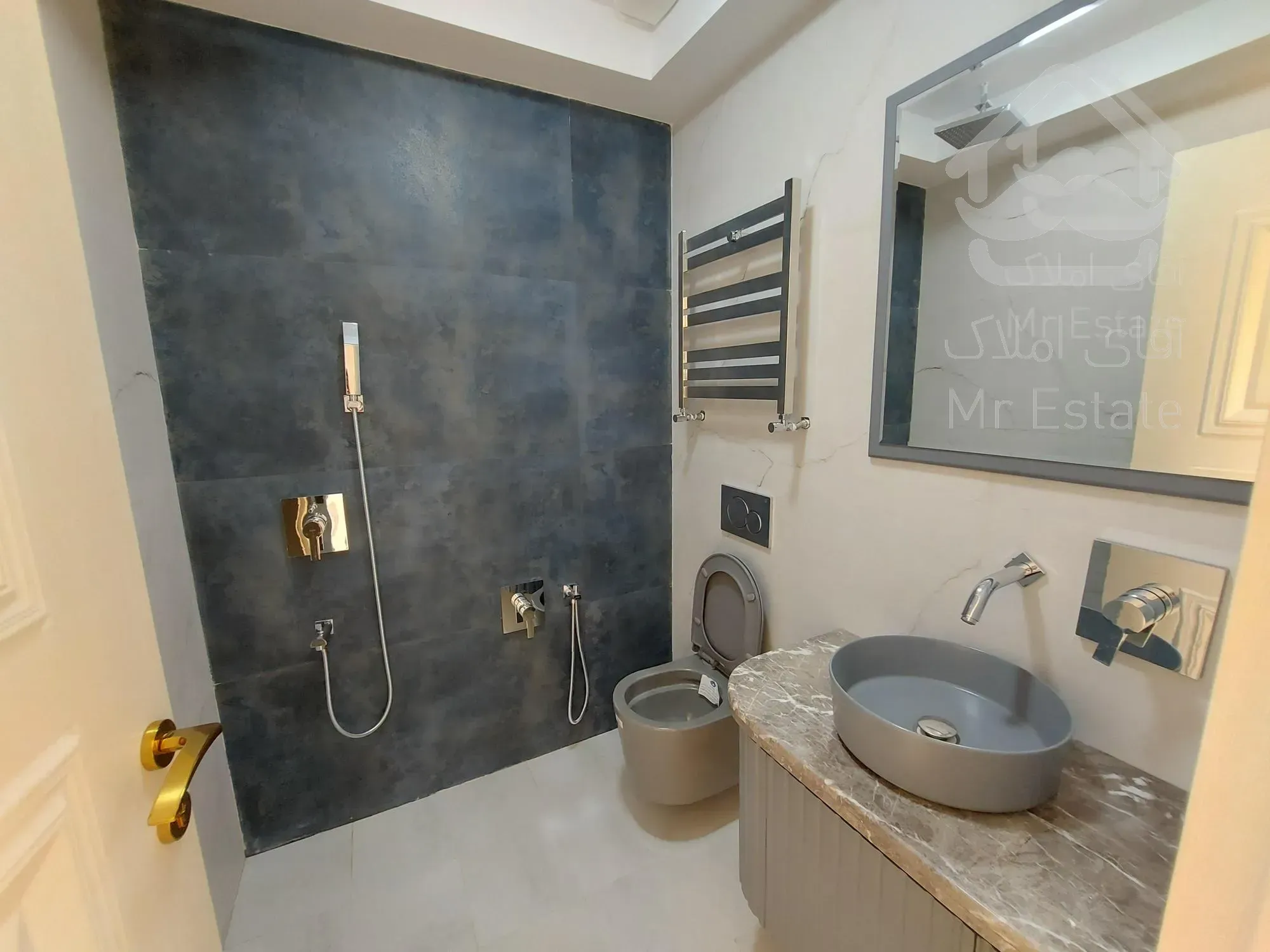 فروش آپارتمان مسکونی بهارشمالی شریعتی ۱۵۰متر نوساز تکواحد