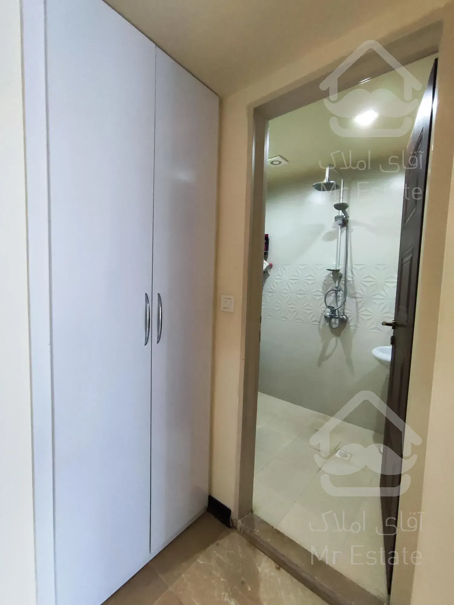 ۱۱۸متر۲خواب دهکده المپیک تک واحدی نوساز منطقه۲۲