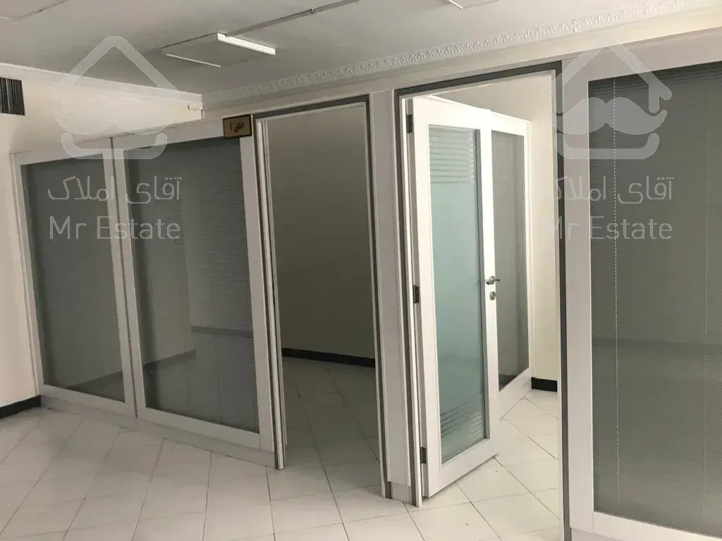 ۲۰۰ متر اداری بر کاشانی