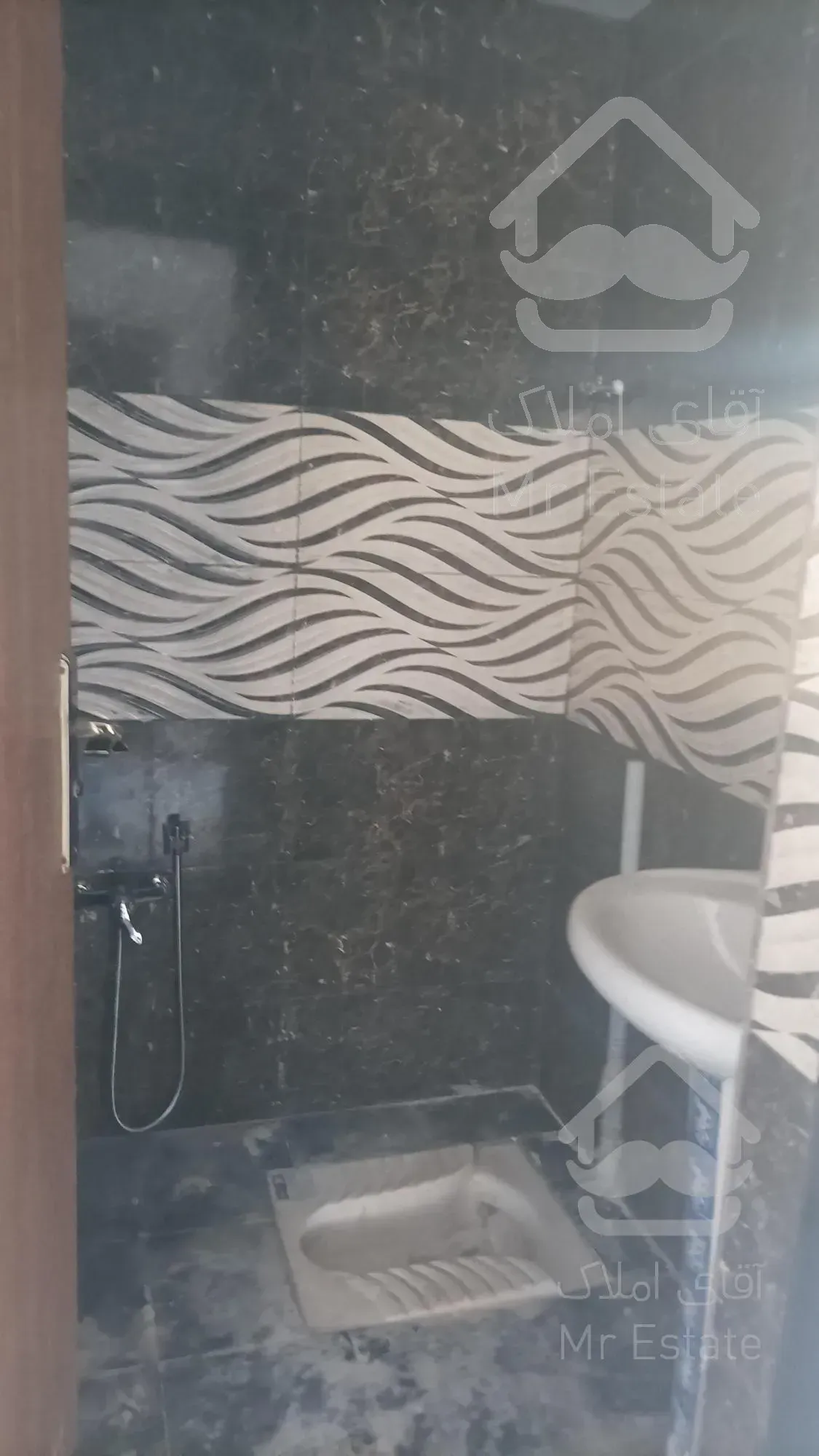 ۱۲۰ متر دو خواب فول امکانات