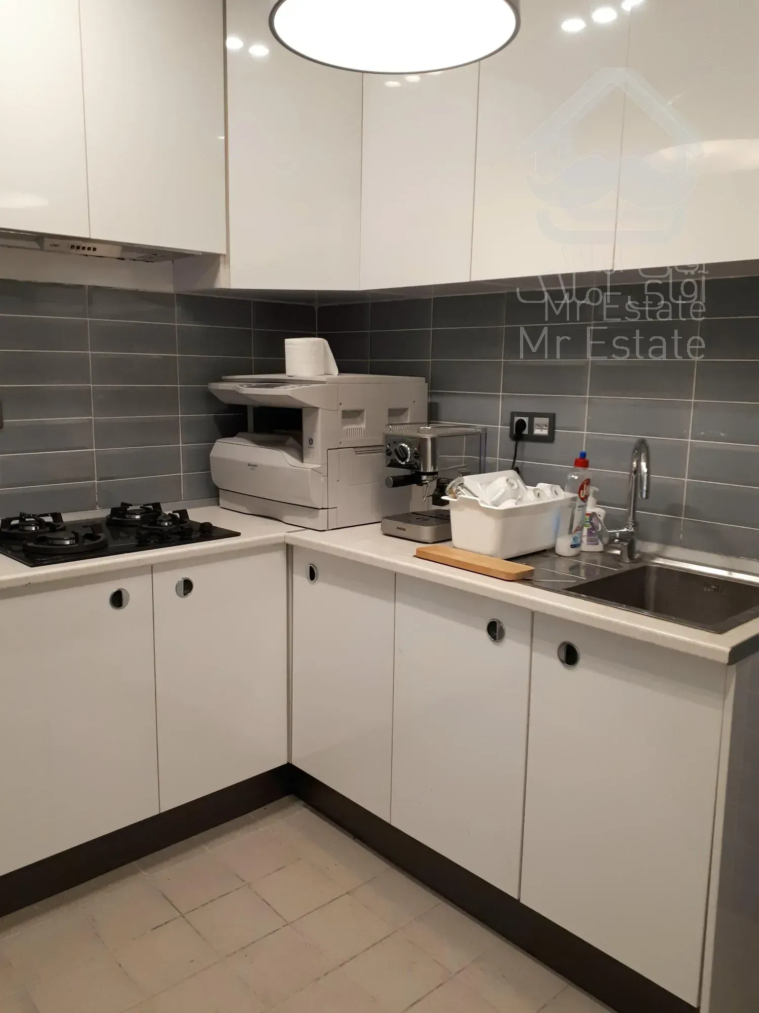 ۱۷۷متر جردن سنداداری ۴پارکینگ لابی‌مبله