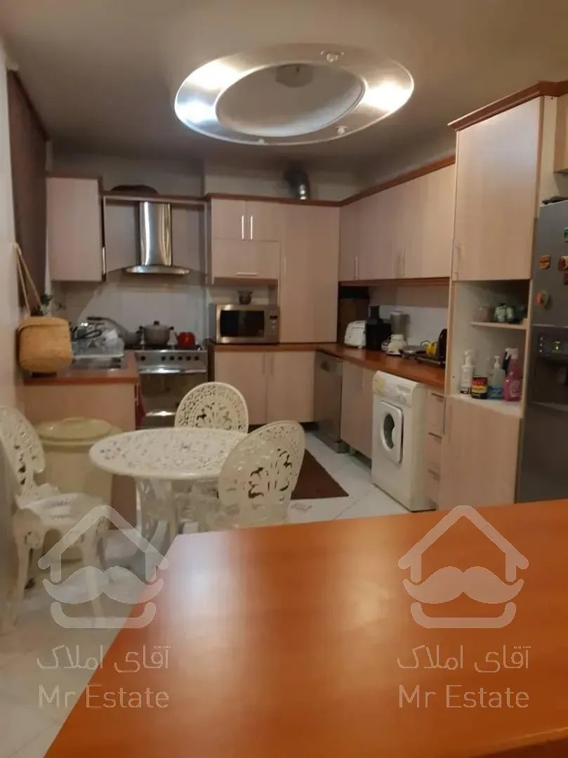 ۱۱۰متر شهرک لاله  مناسب سکونت،سرمایه گزاری